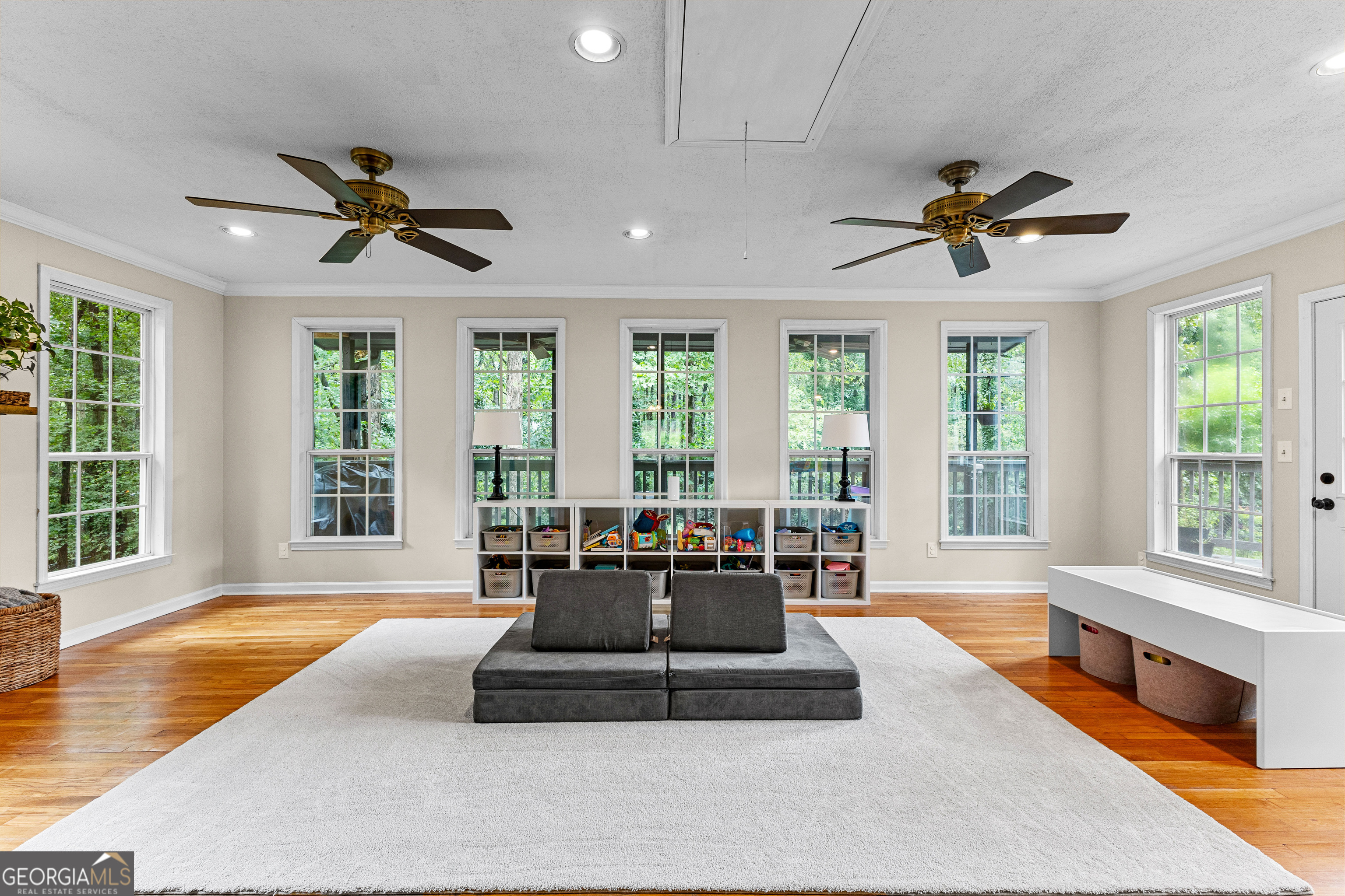 220 Essex Circle