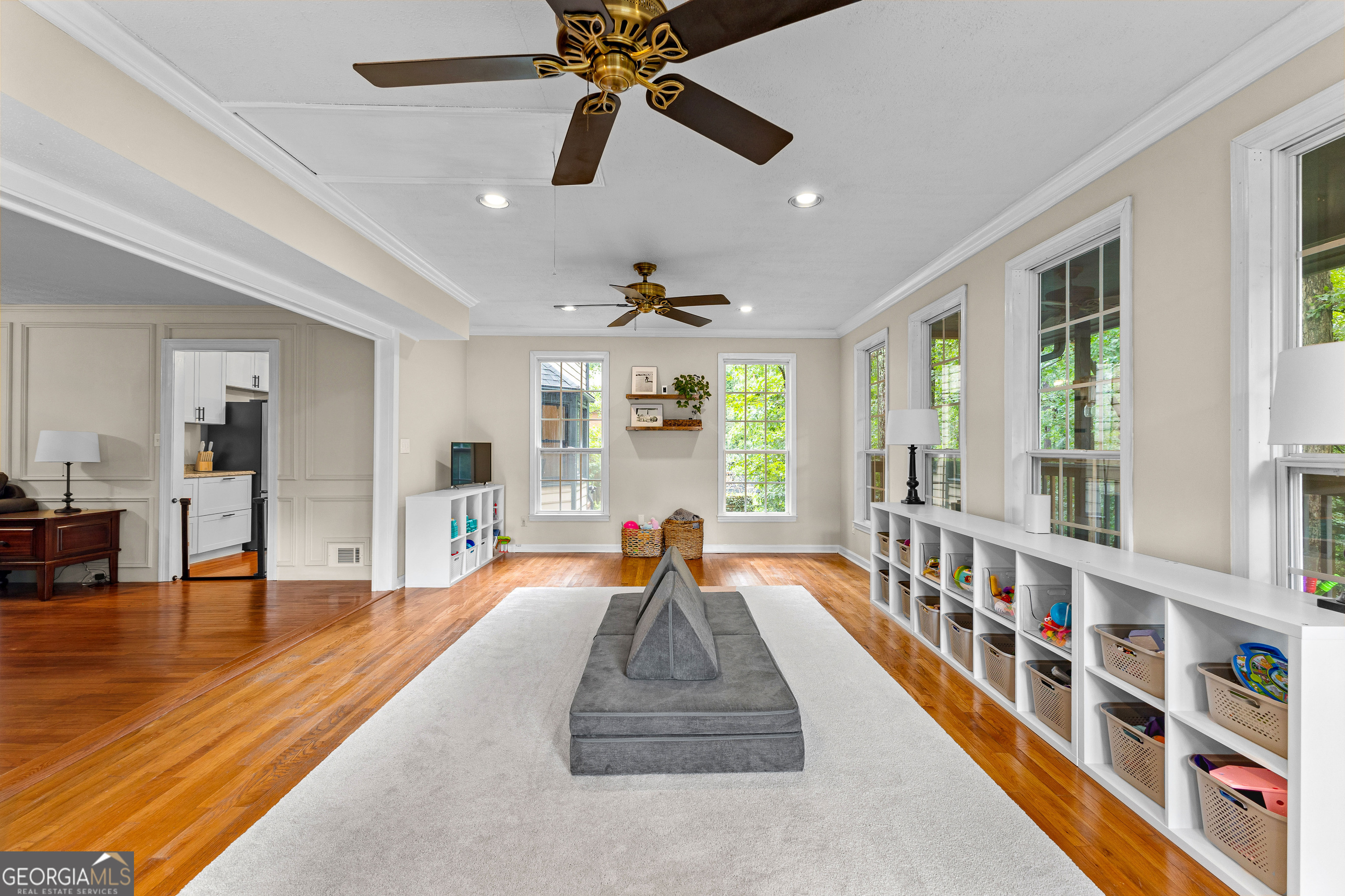 220 Essex Circle