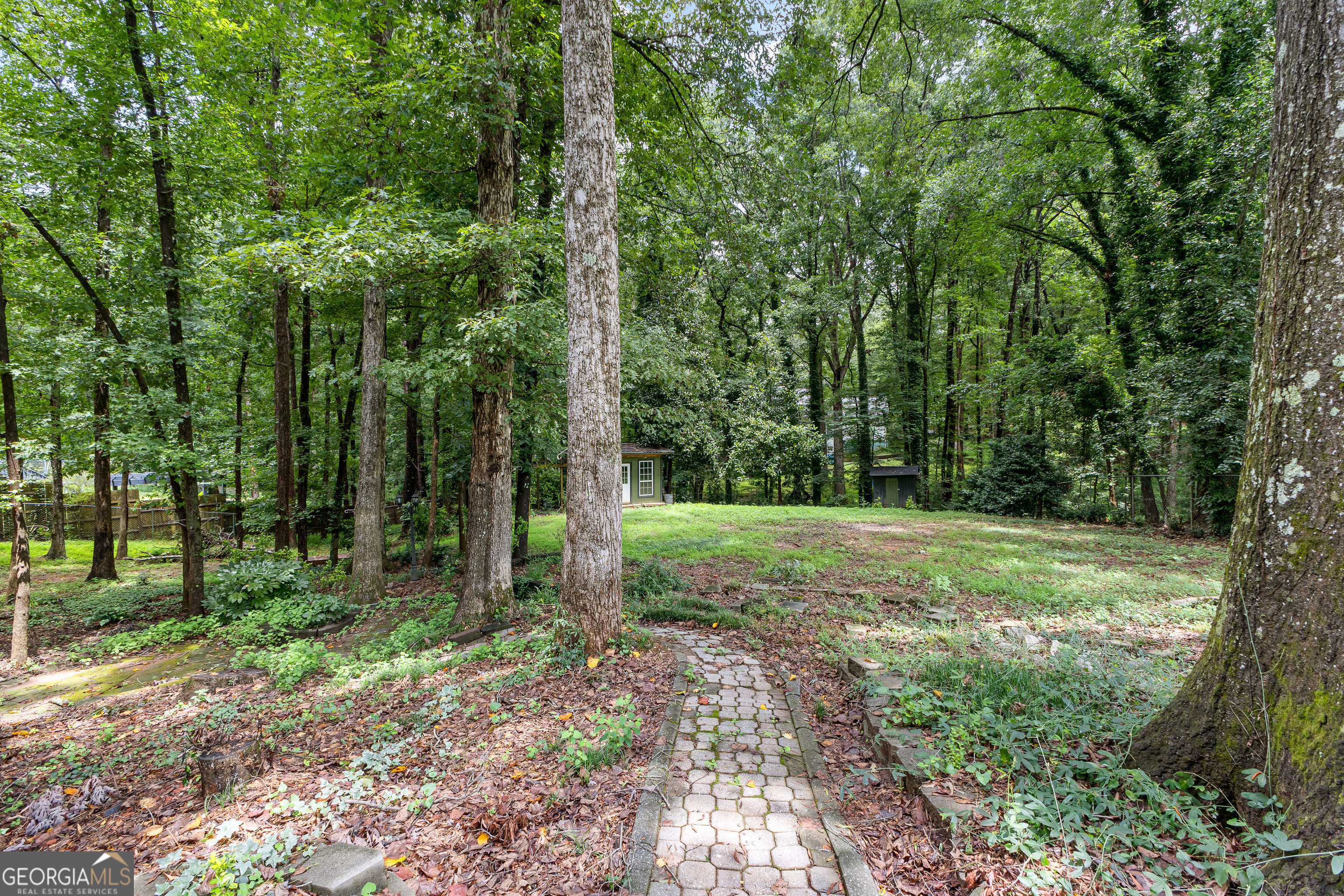 220 Essex Circle