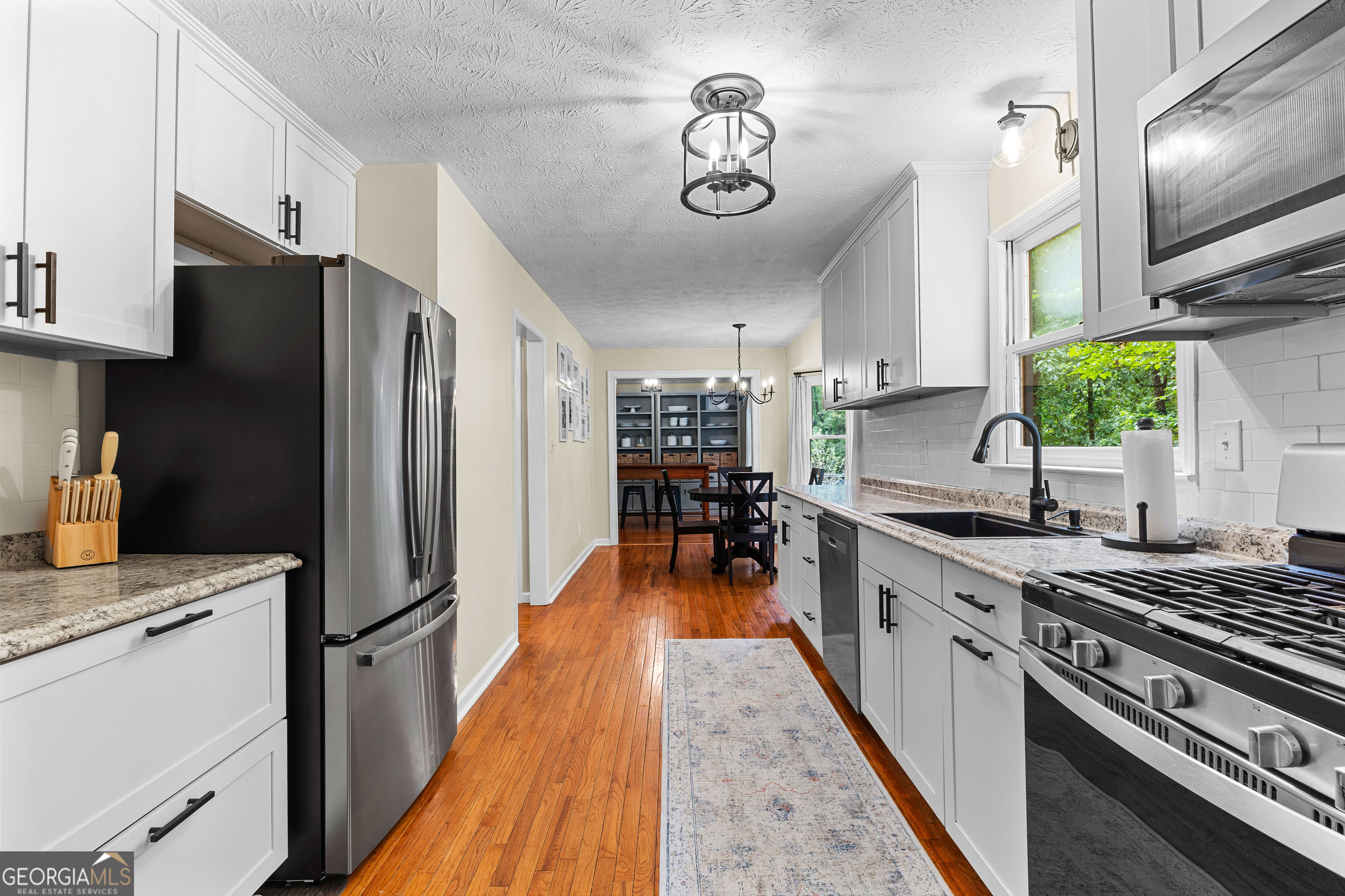 220 Essex Circle