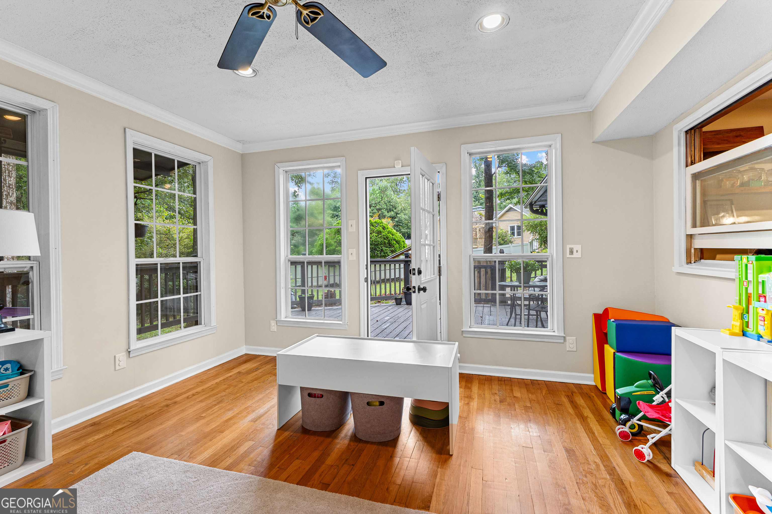 220 Essex Circle