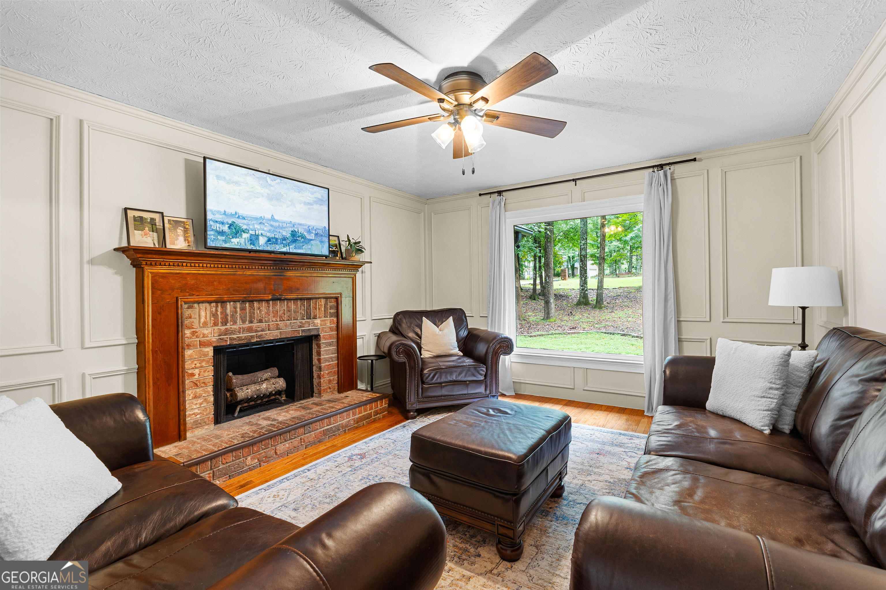 220 Essex Circle