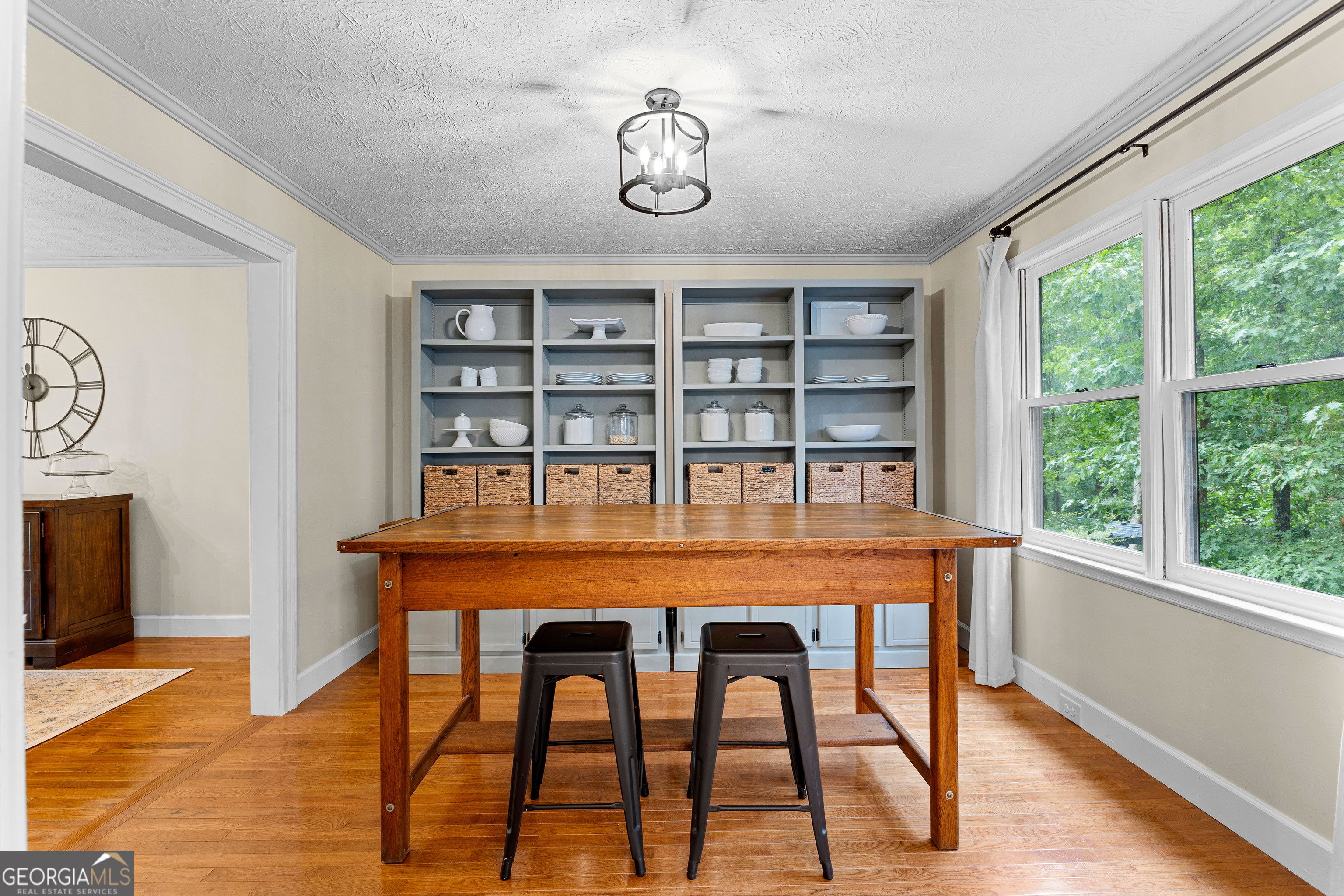 220 Essex Circle