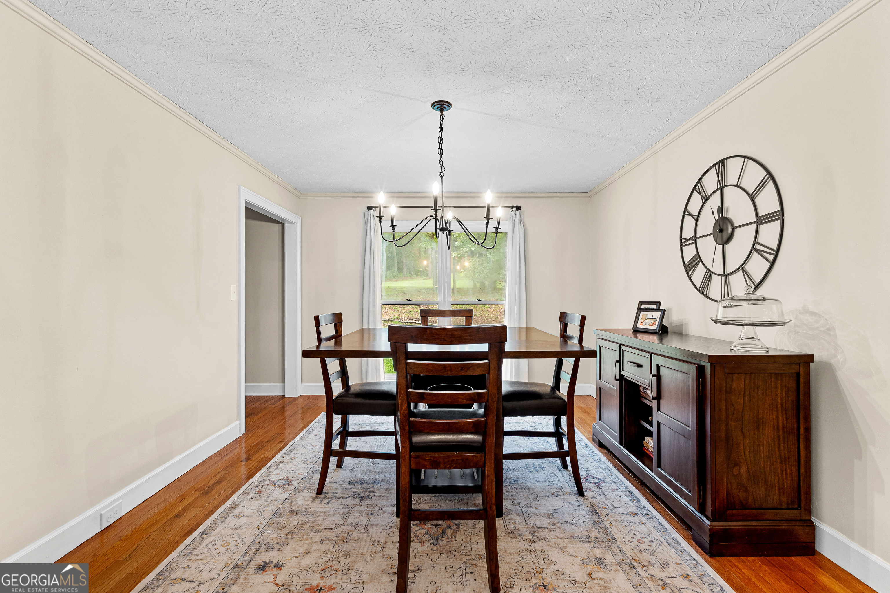 220 Essex Circle