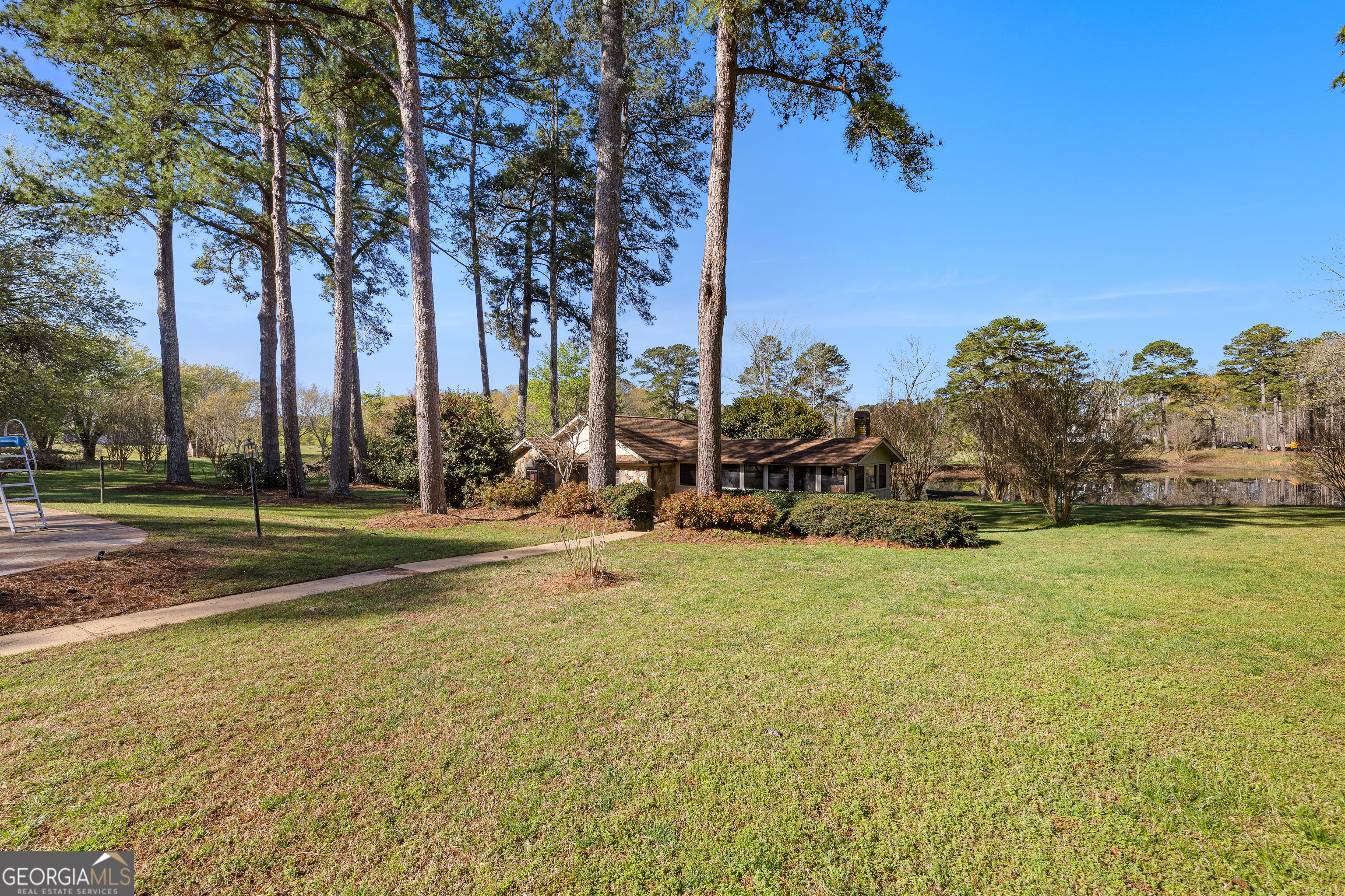 1107 Highway 92 S