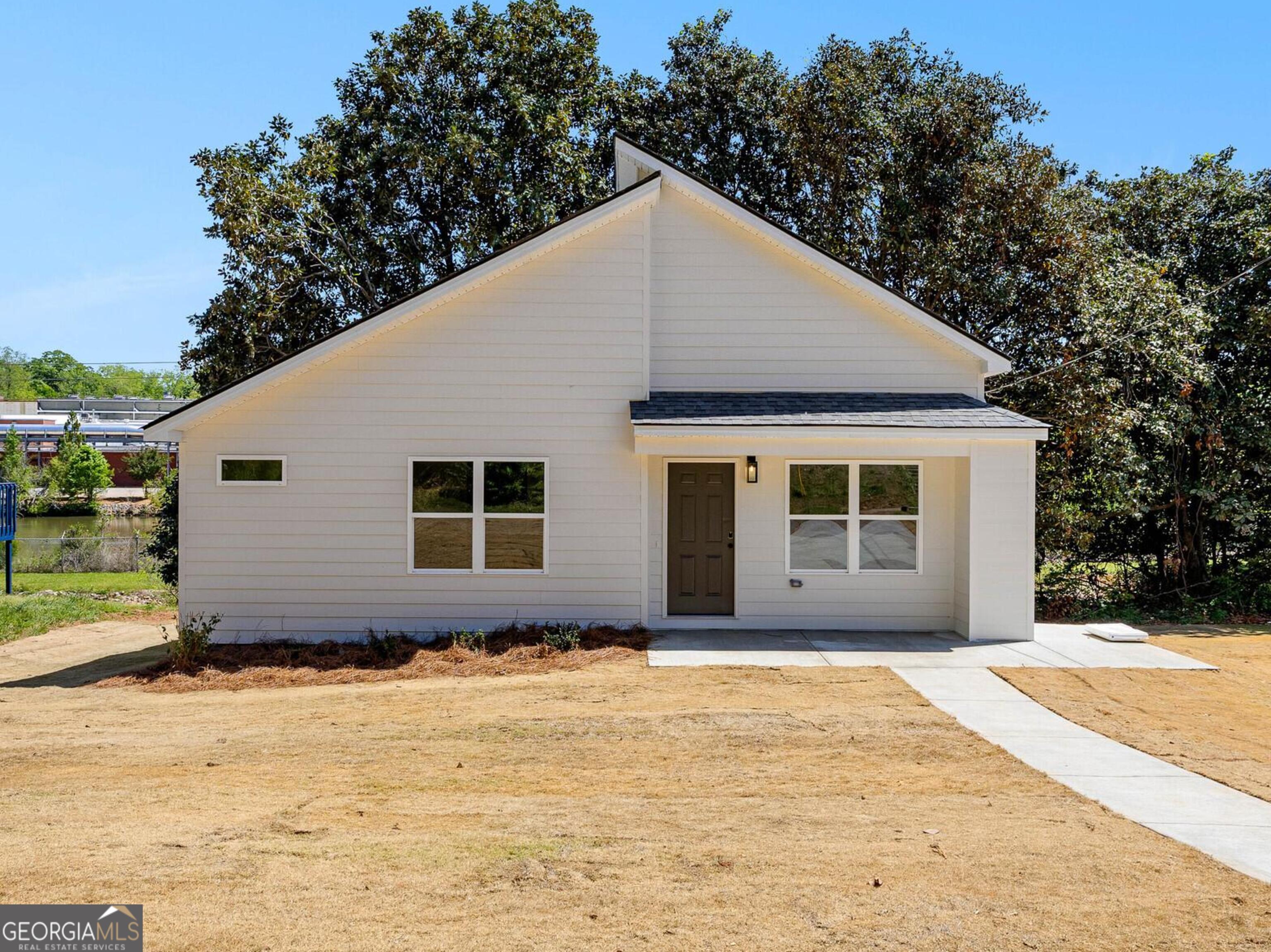 1015 Stonewall Street