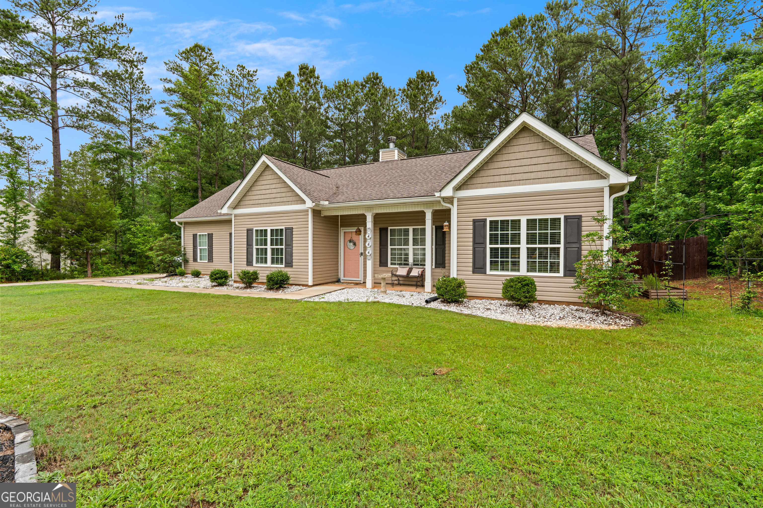 464 Evelyn Drive