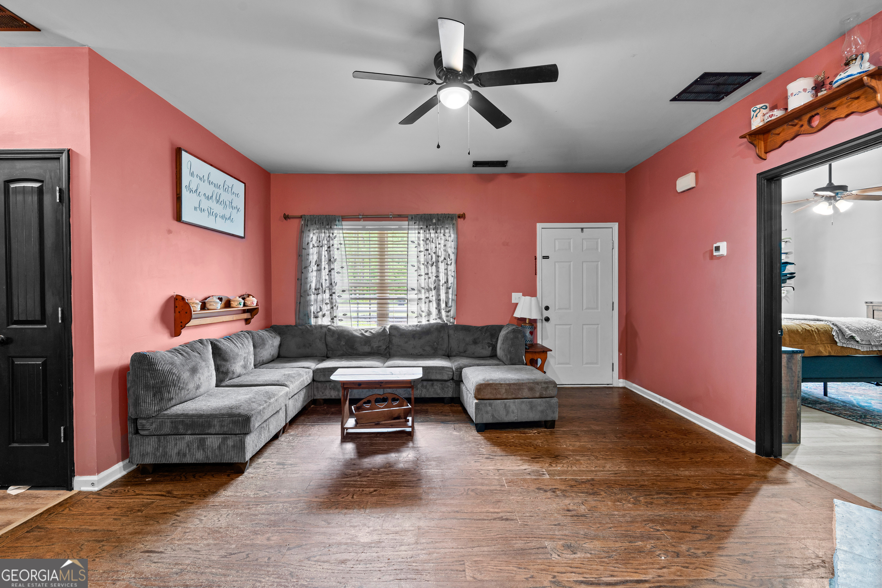 464 Evelyn Drive