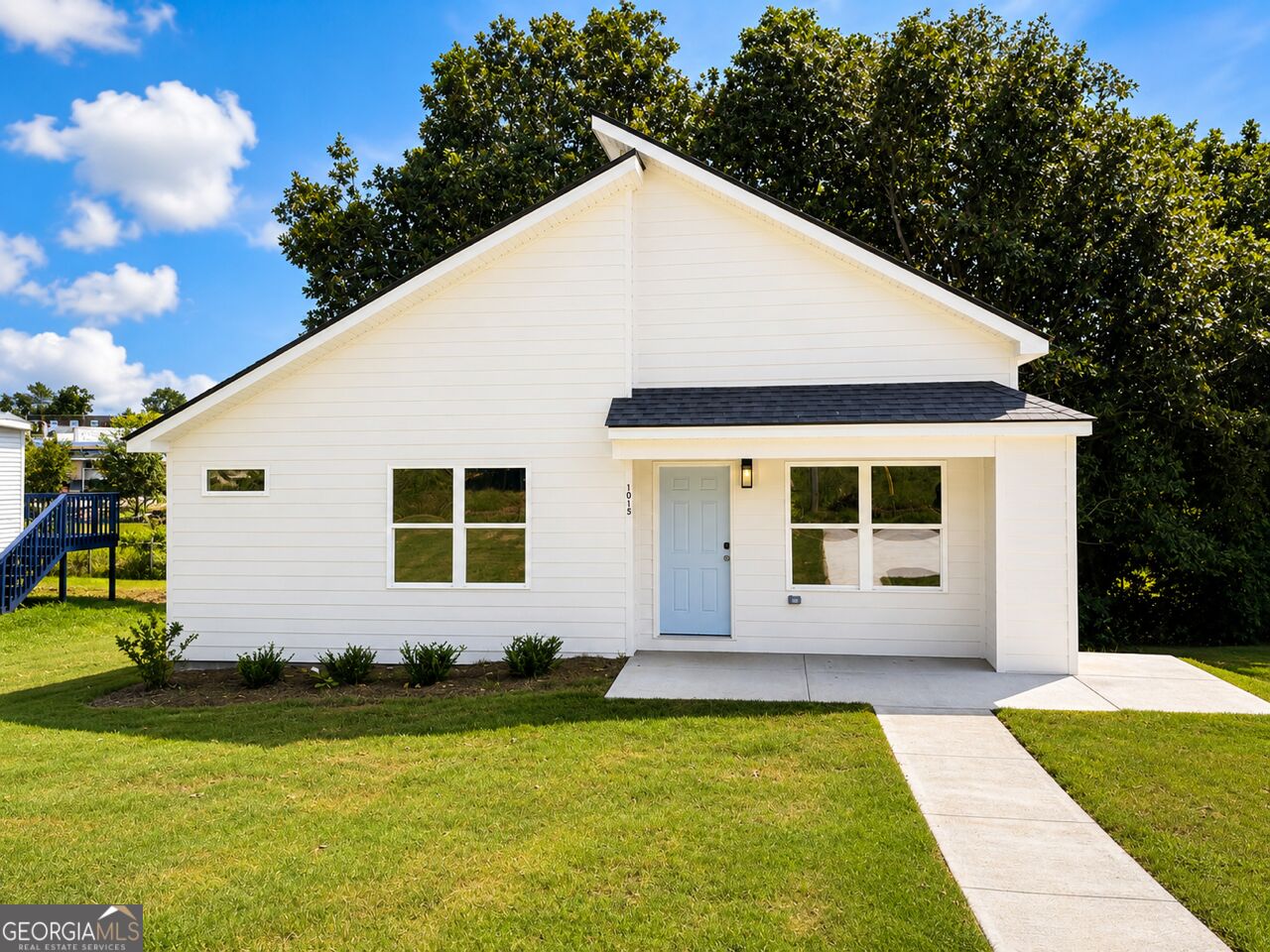 1015 Stonewall Street