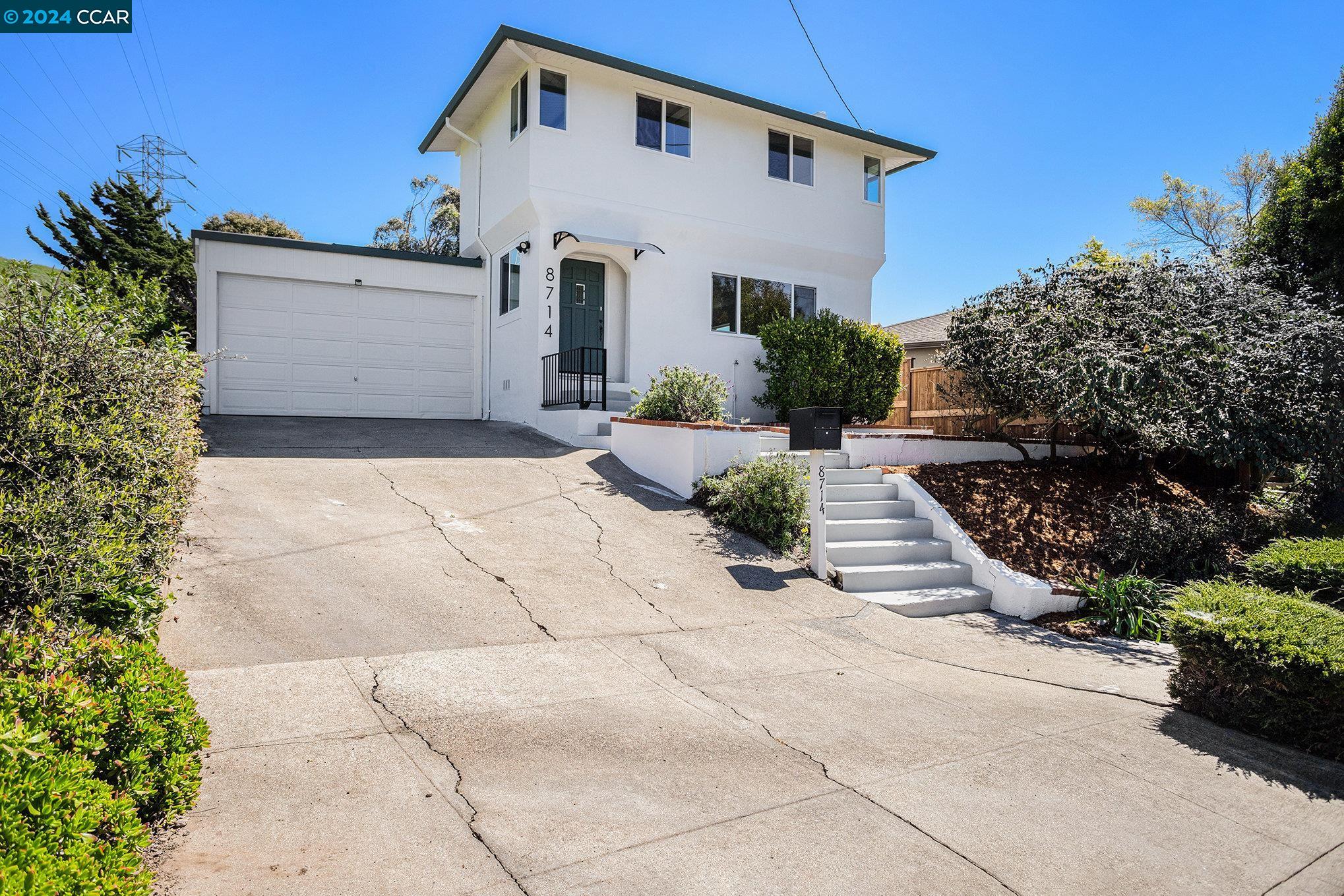 8714 Terrace Dr