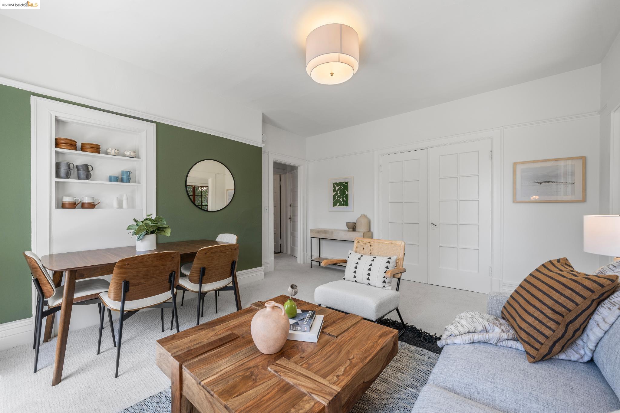 2626 Benvenue Ave # 4