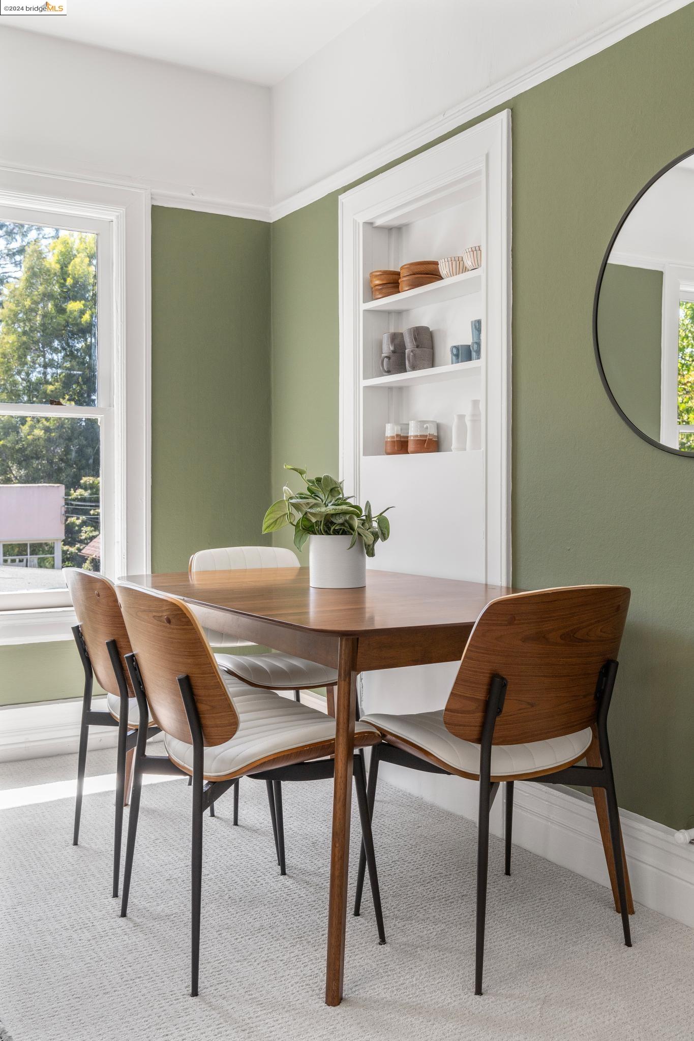 2626 Benvenue Ave # 4