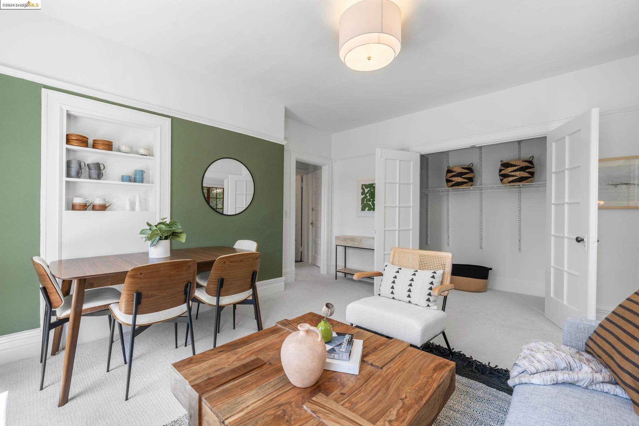 2626 Benvenue Ave # 4