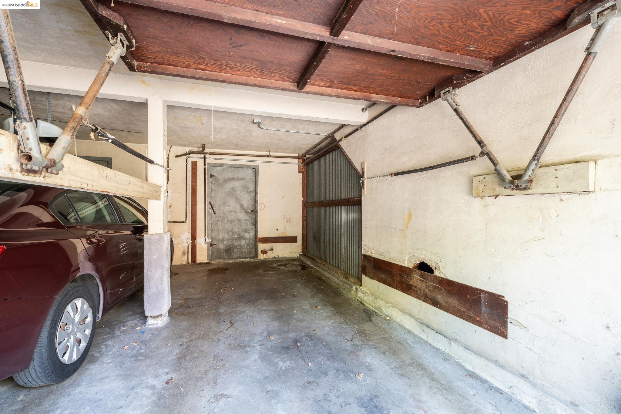 2626 Benvenue Ave # 4