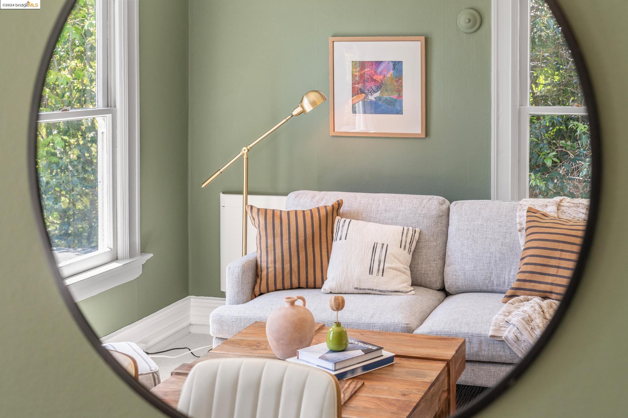 2626 Benvenue Ave # 4