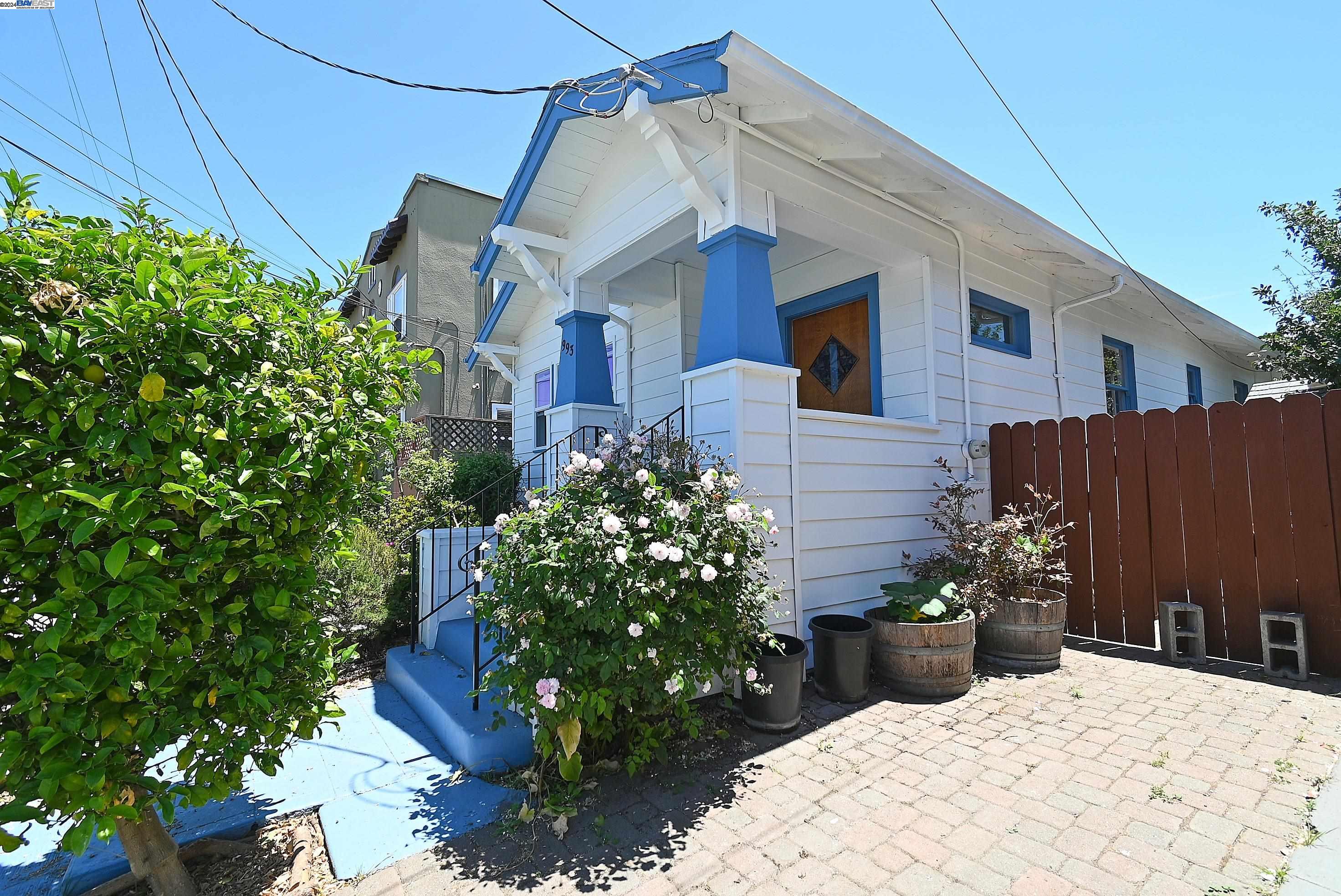 993 Arlington Ave