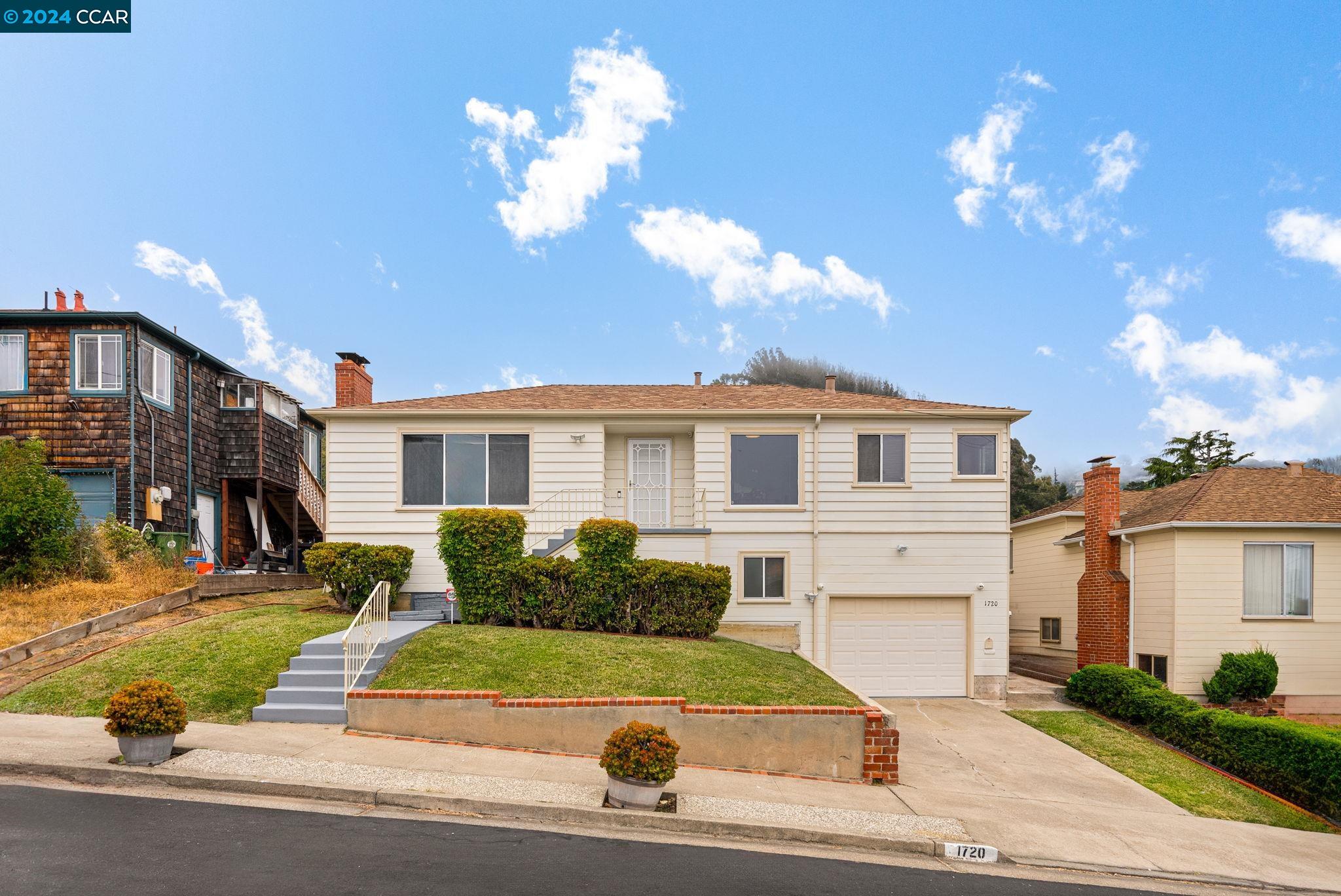 1720 Wesley Ave