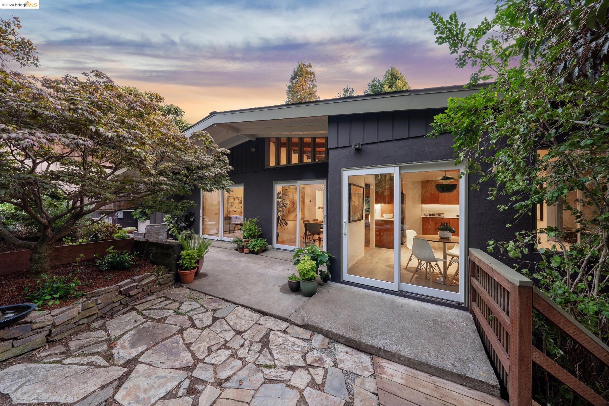 329 Rugby Ave