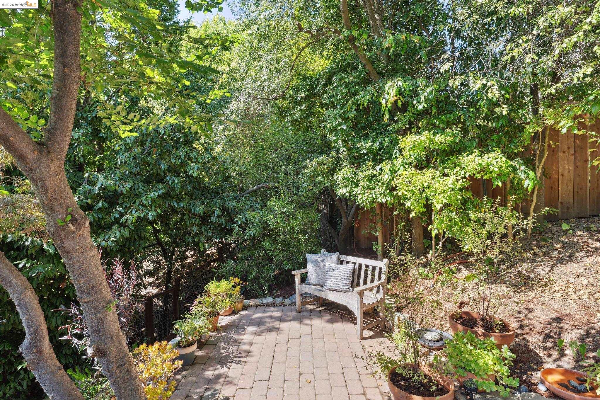 329 Rugby Ave