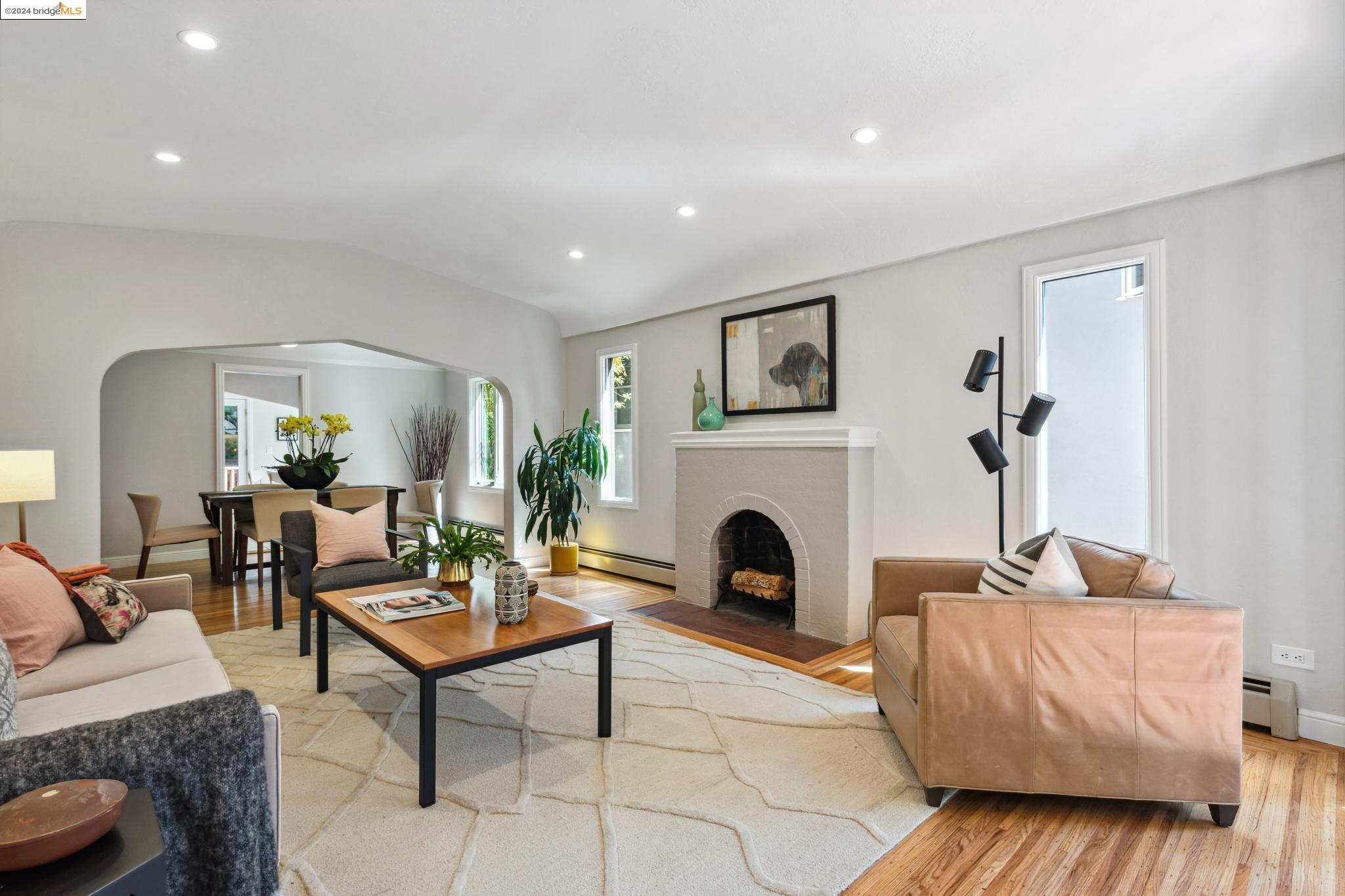533 Neilson St