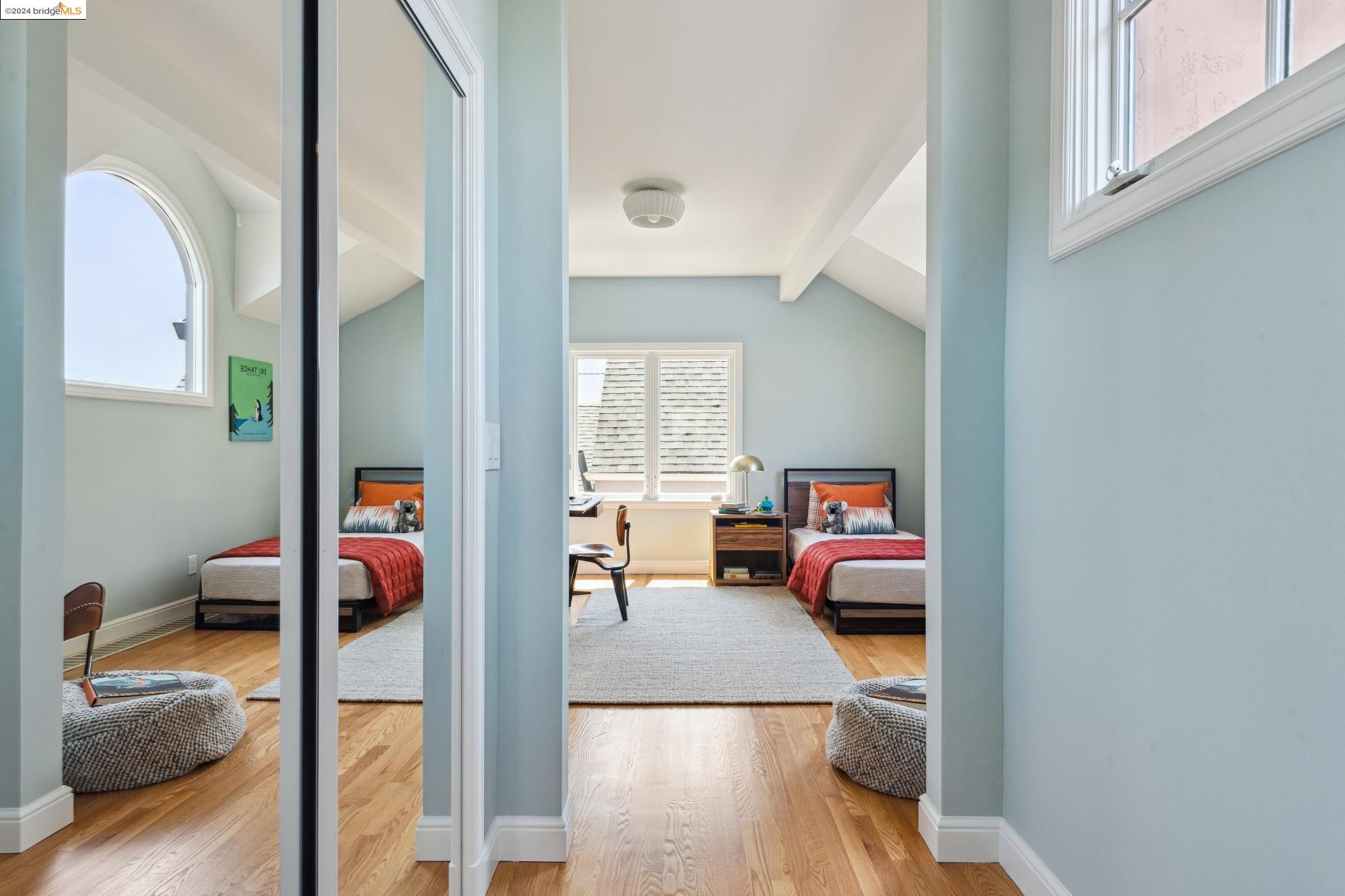533 Neilson St