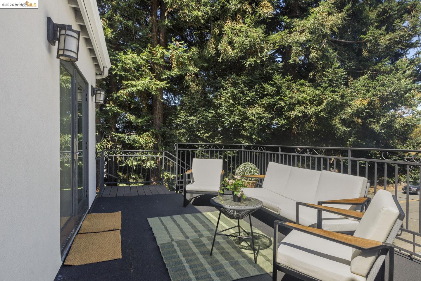 701 Solano Ave