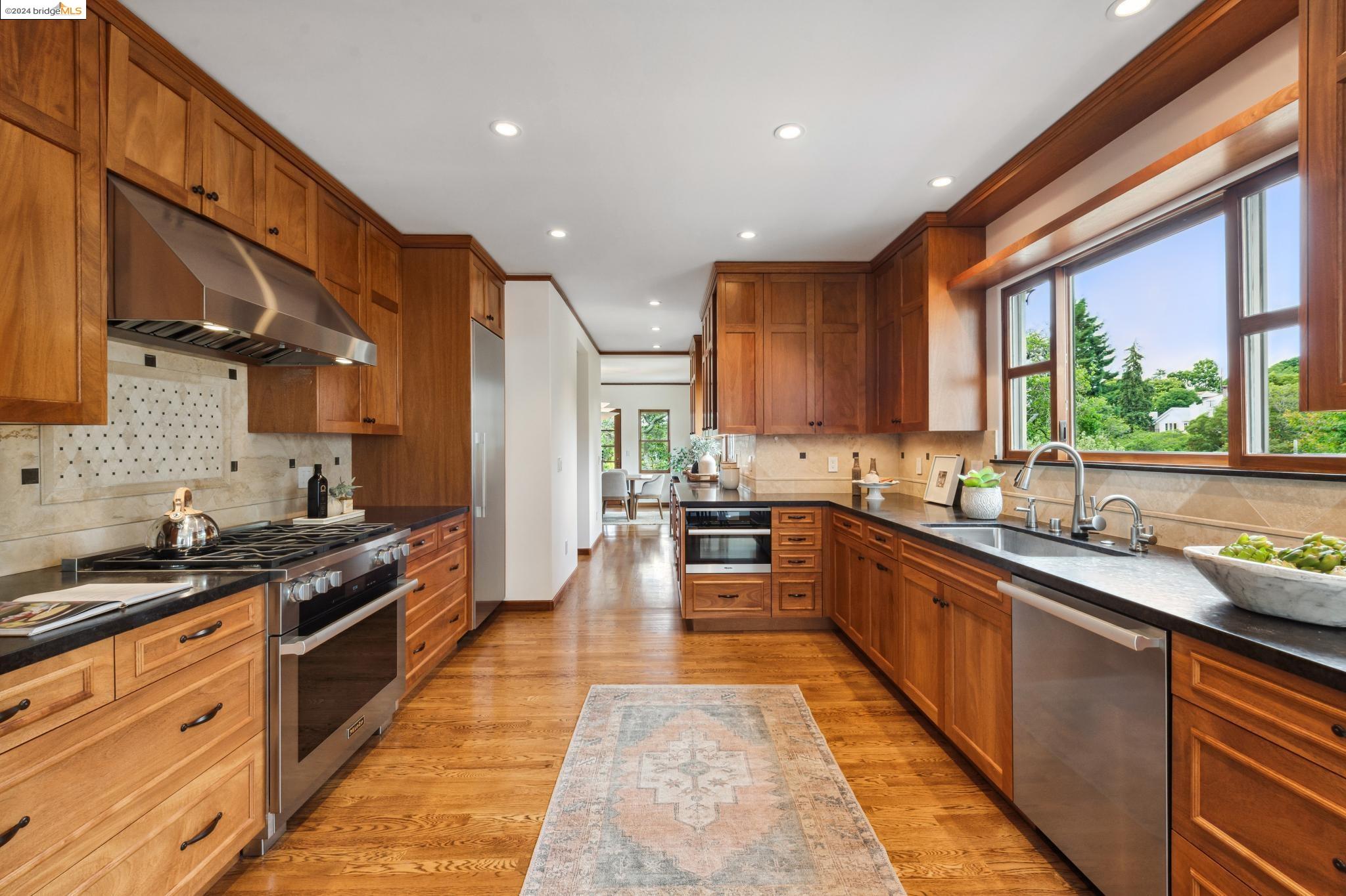 501 Santa Barbara Rd