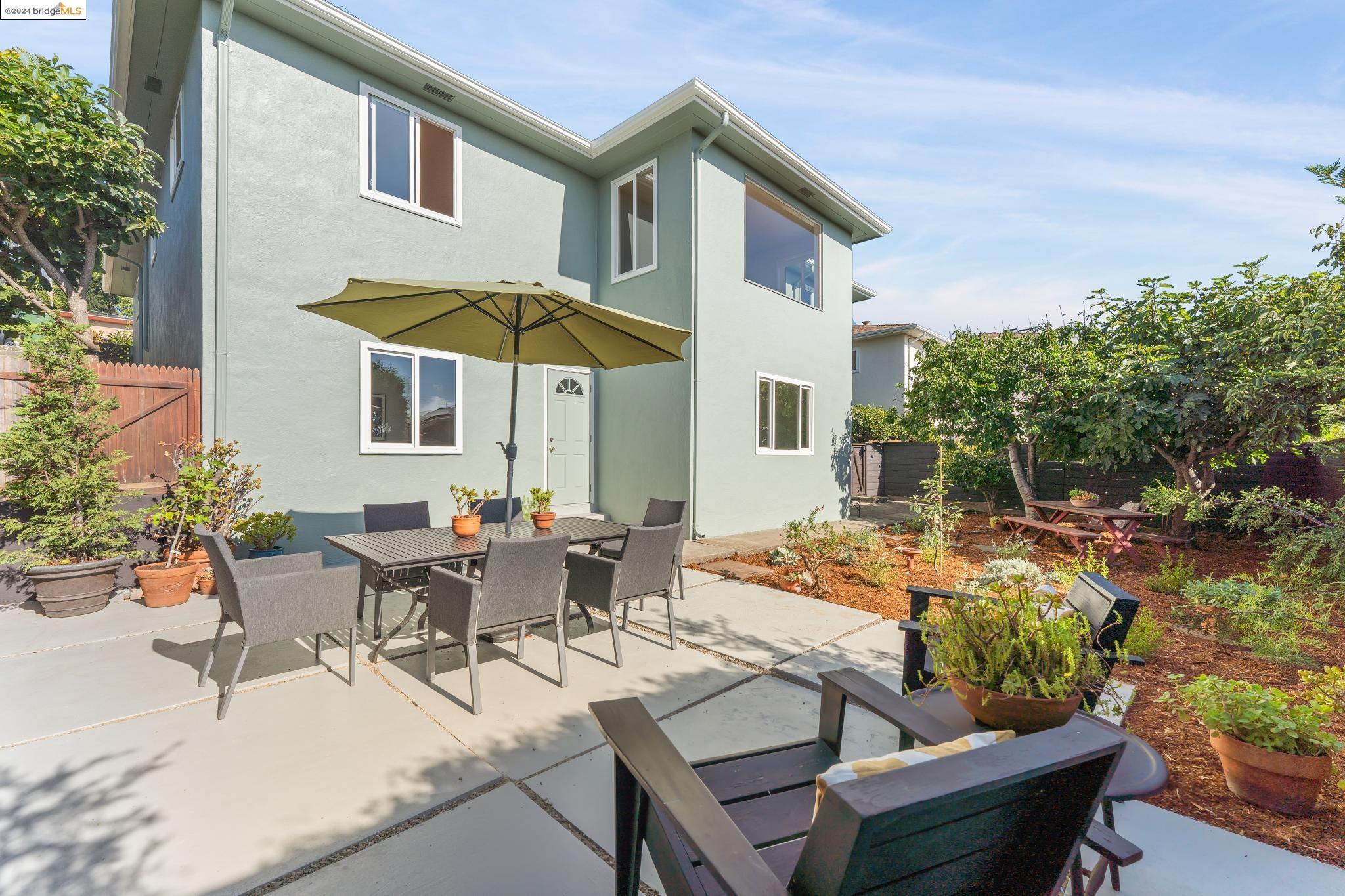 407 Seaview Dr