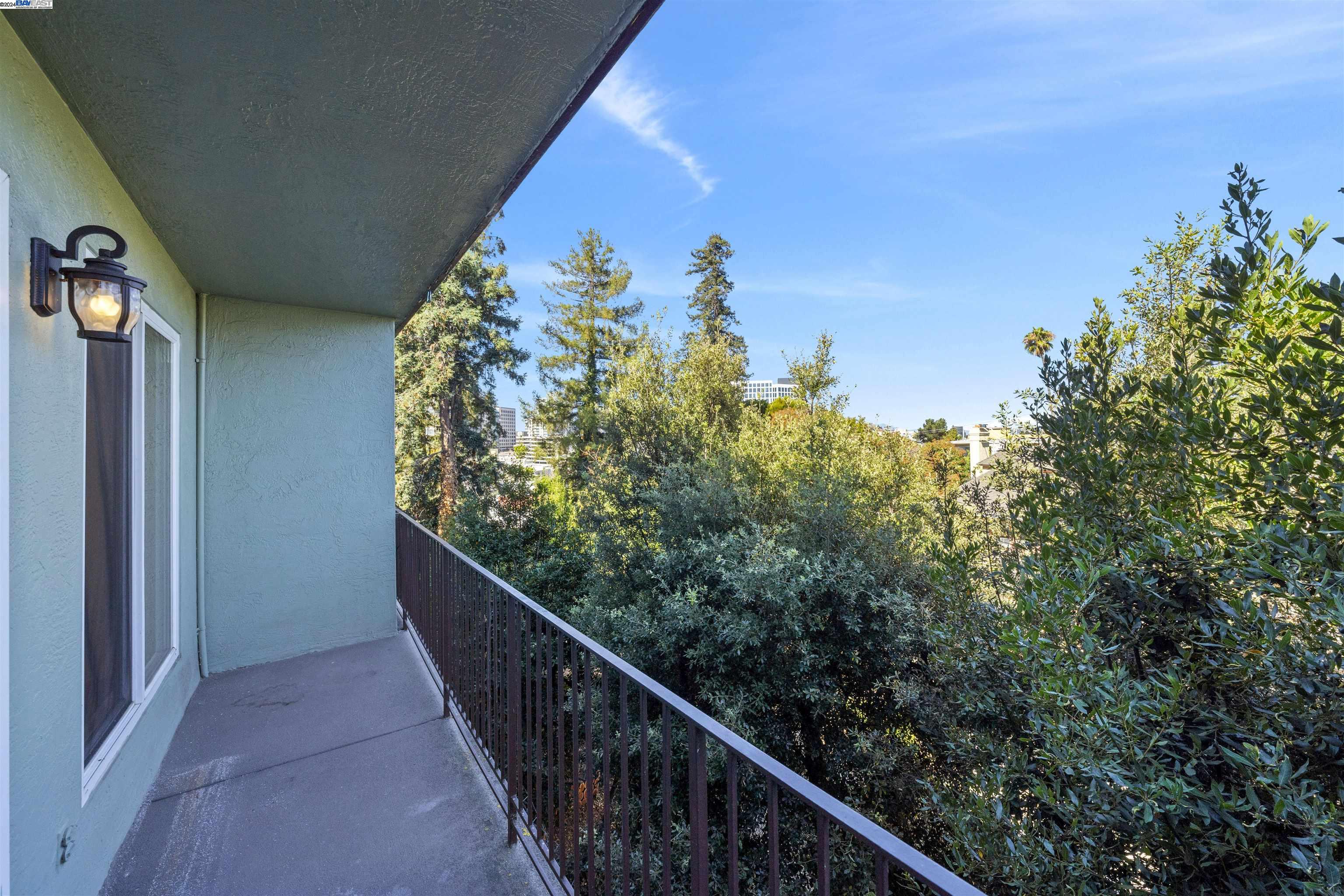 199 Montecito # 207