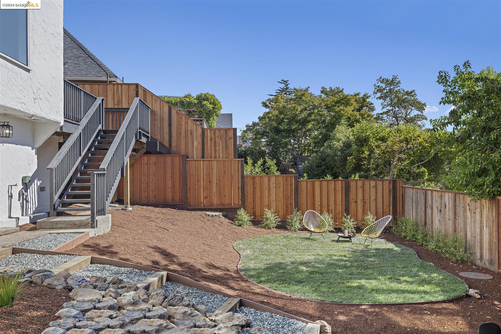 230 Yale Ave