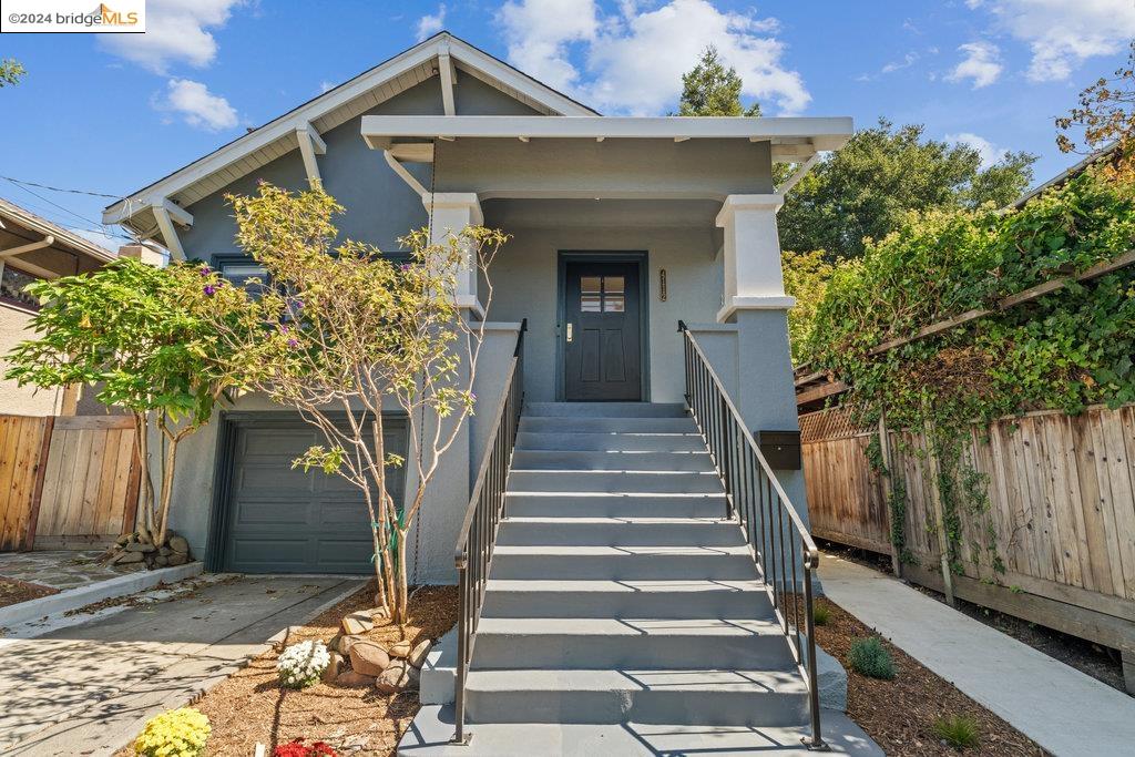 4112 Manila Ave