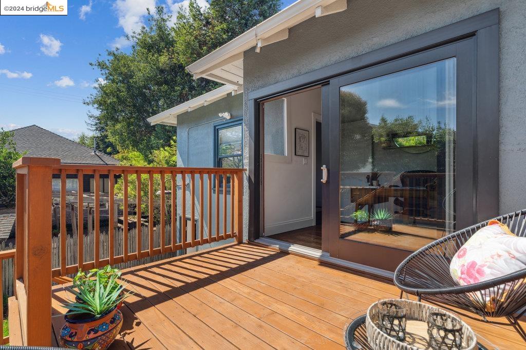 4112 Manila Ave