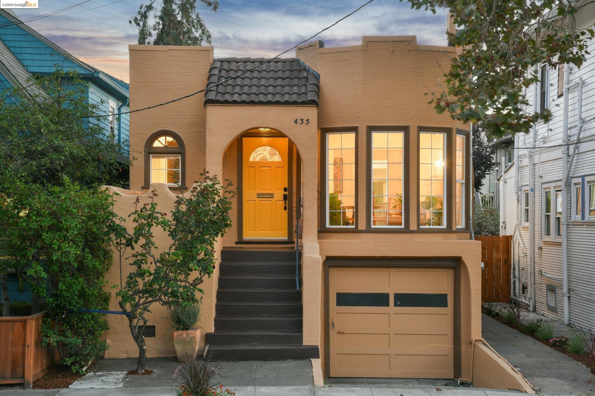 435 38th Street