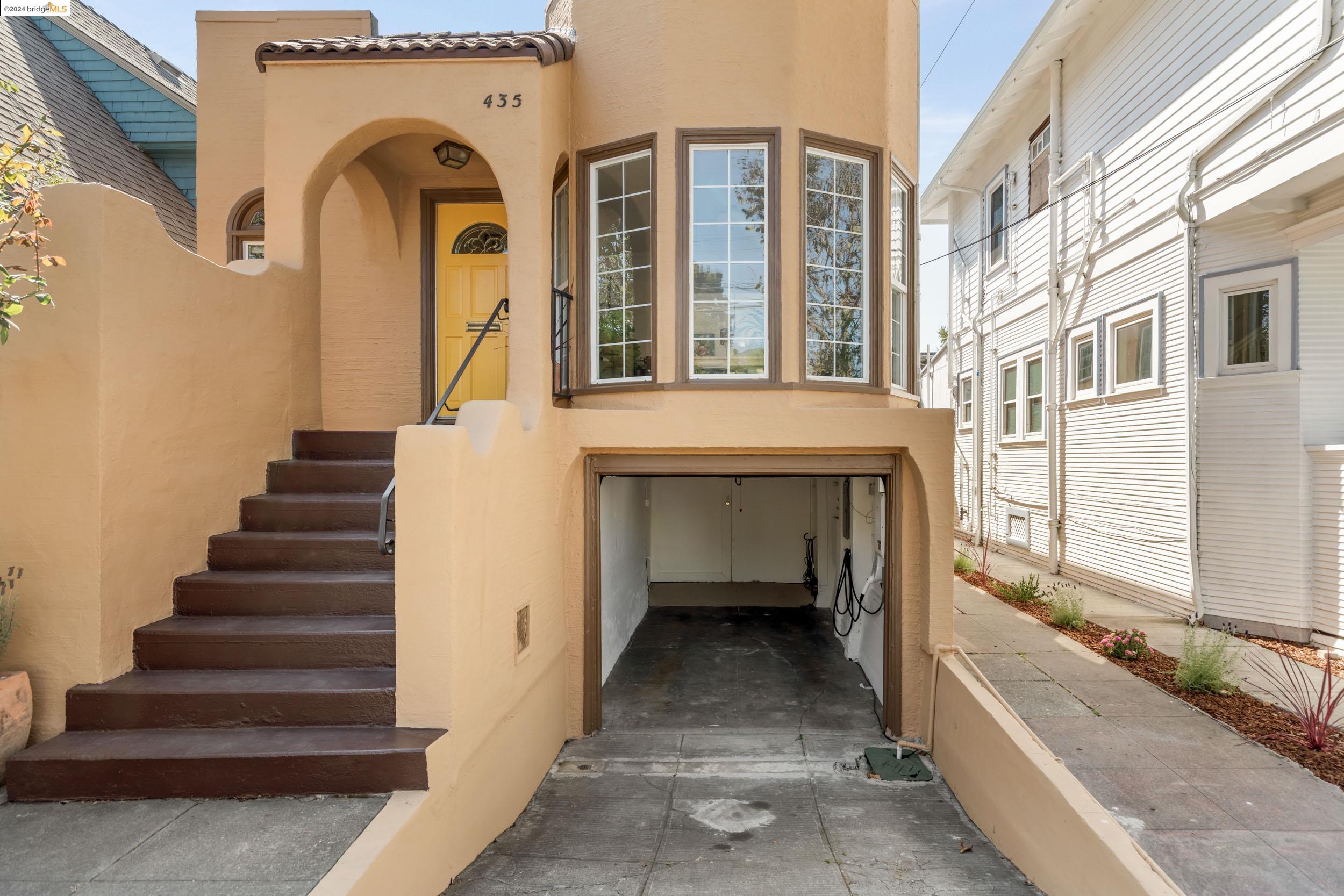 435 38th Street