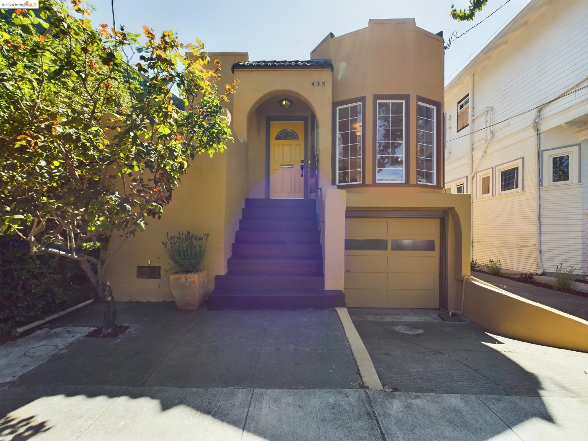 435 38th Street
