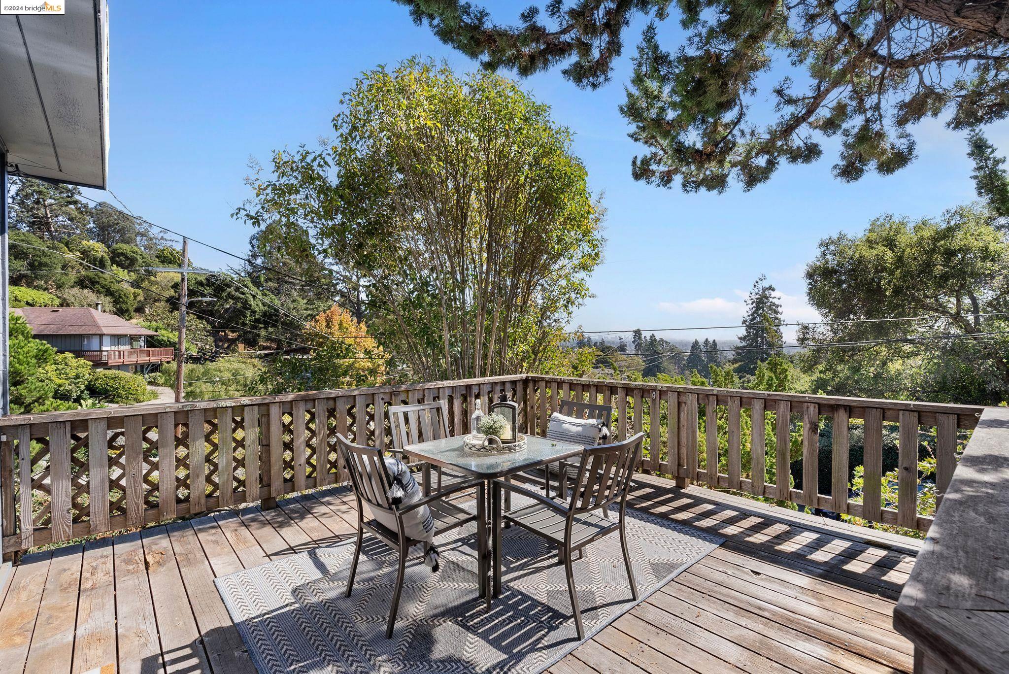 846 Seaview Dr
