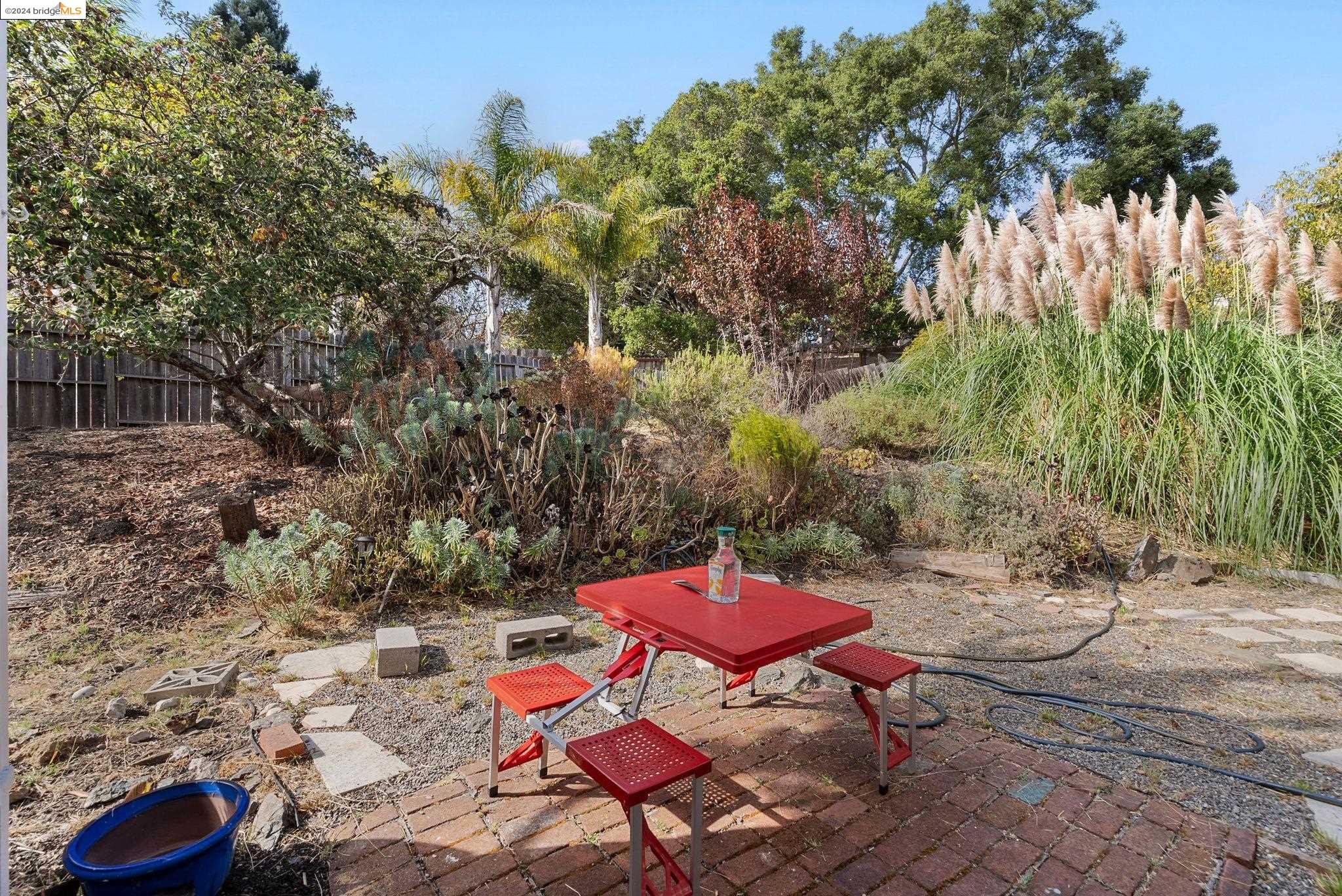 846 Seaview Dr