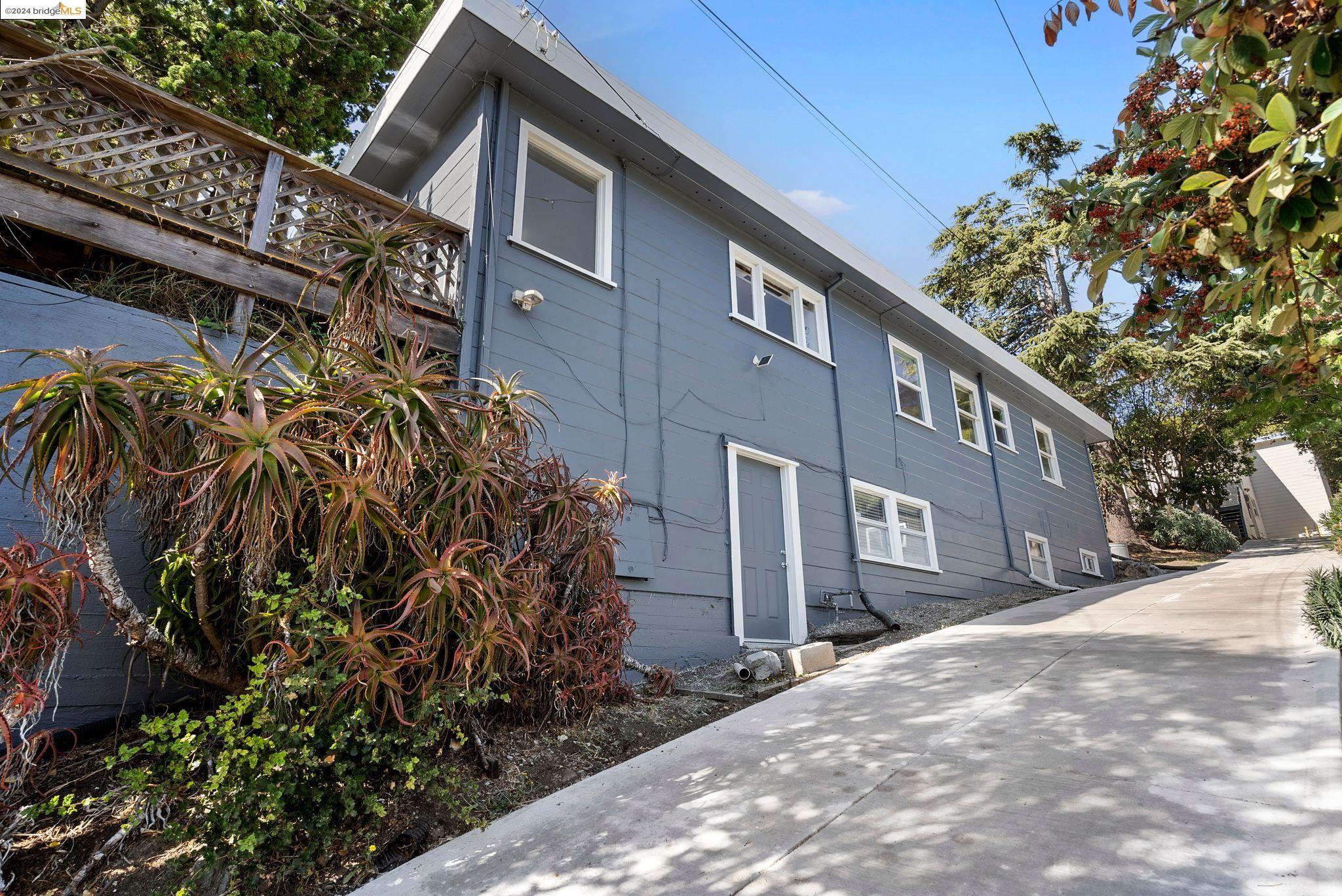 846 Seaview Dr