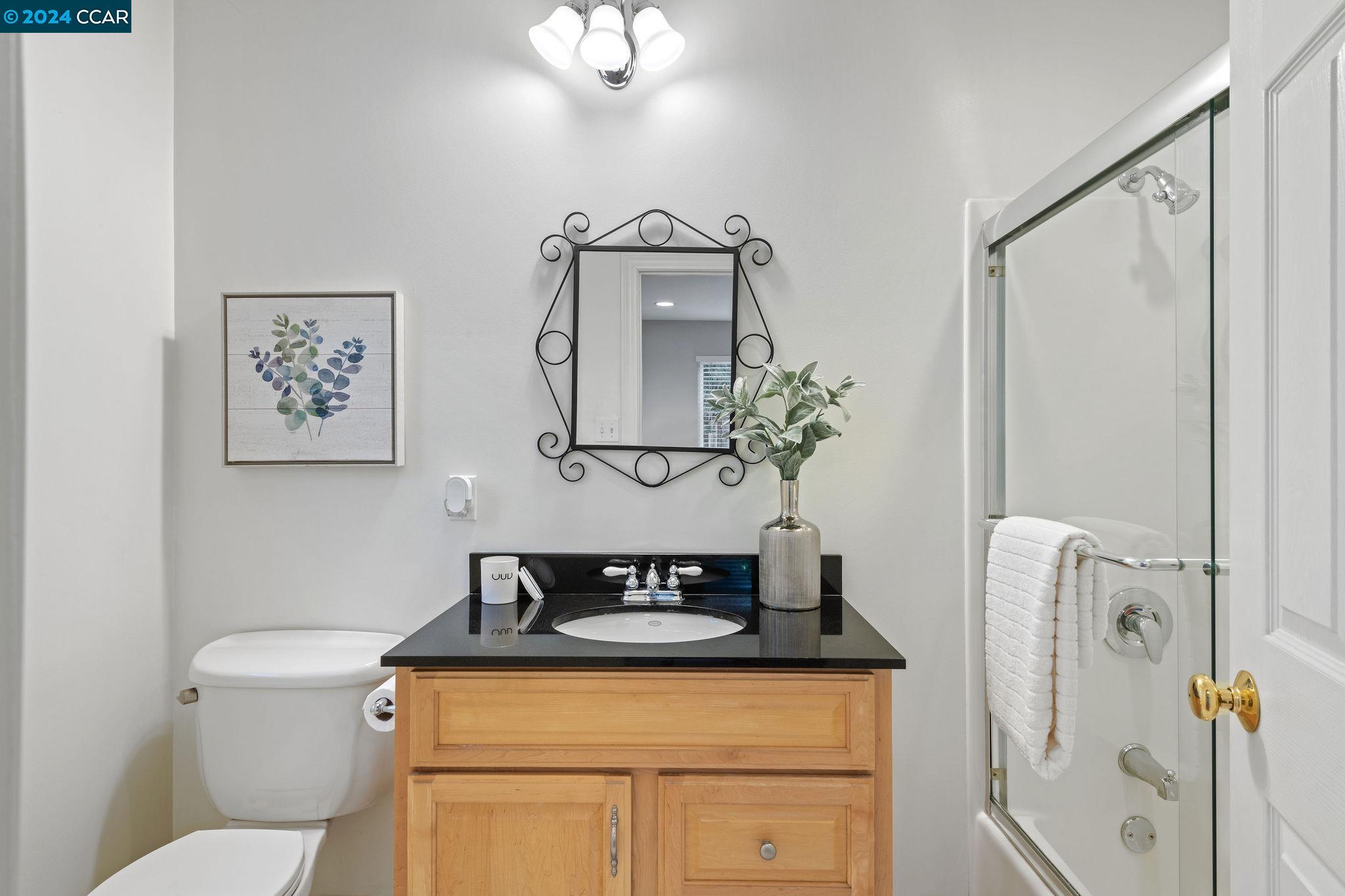 1195 Elmwood Dr