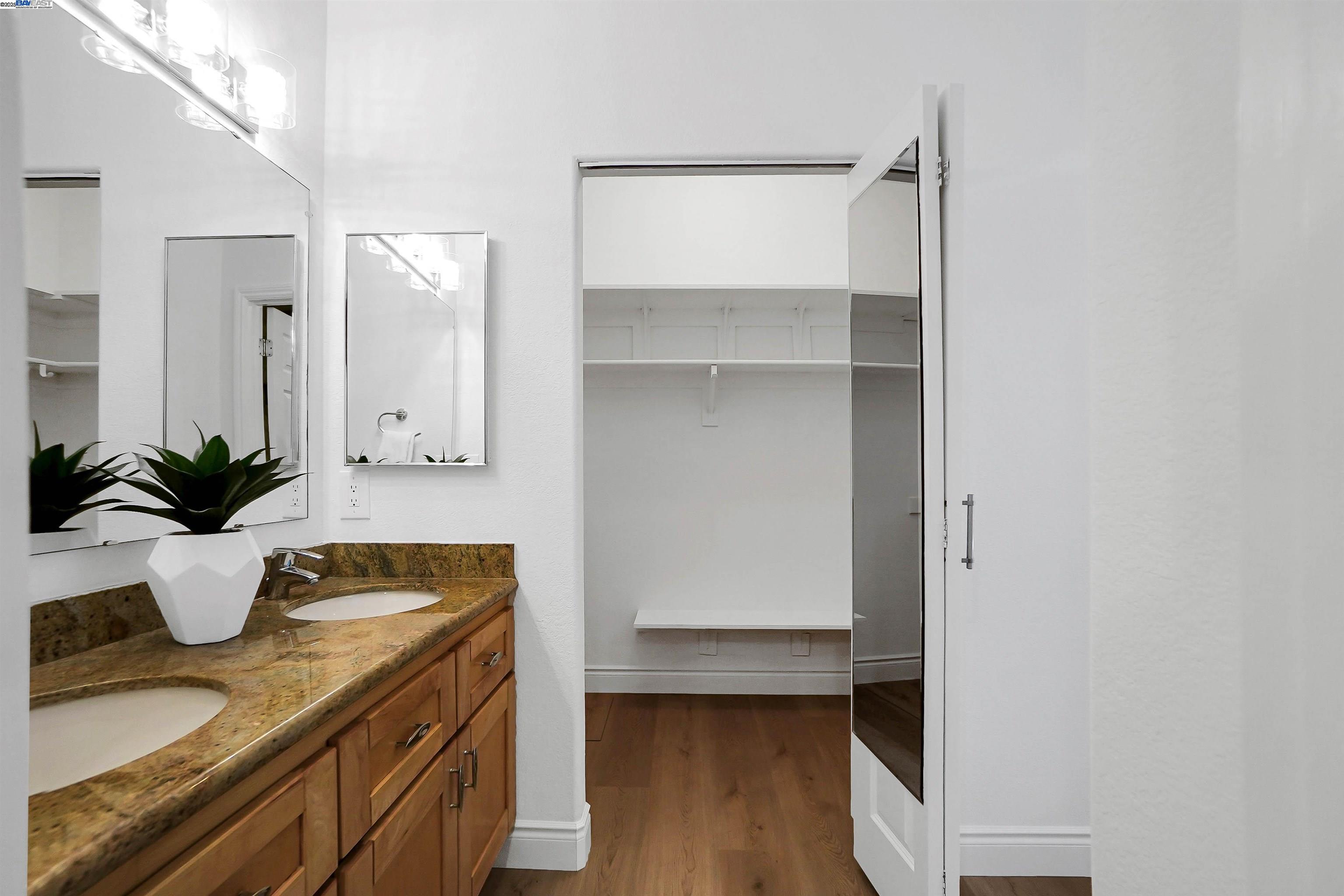 327 Norris Canyon Ter