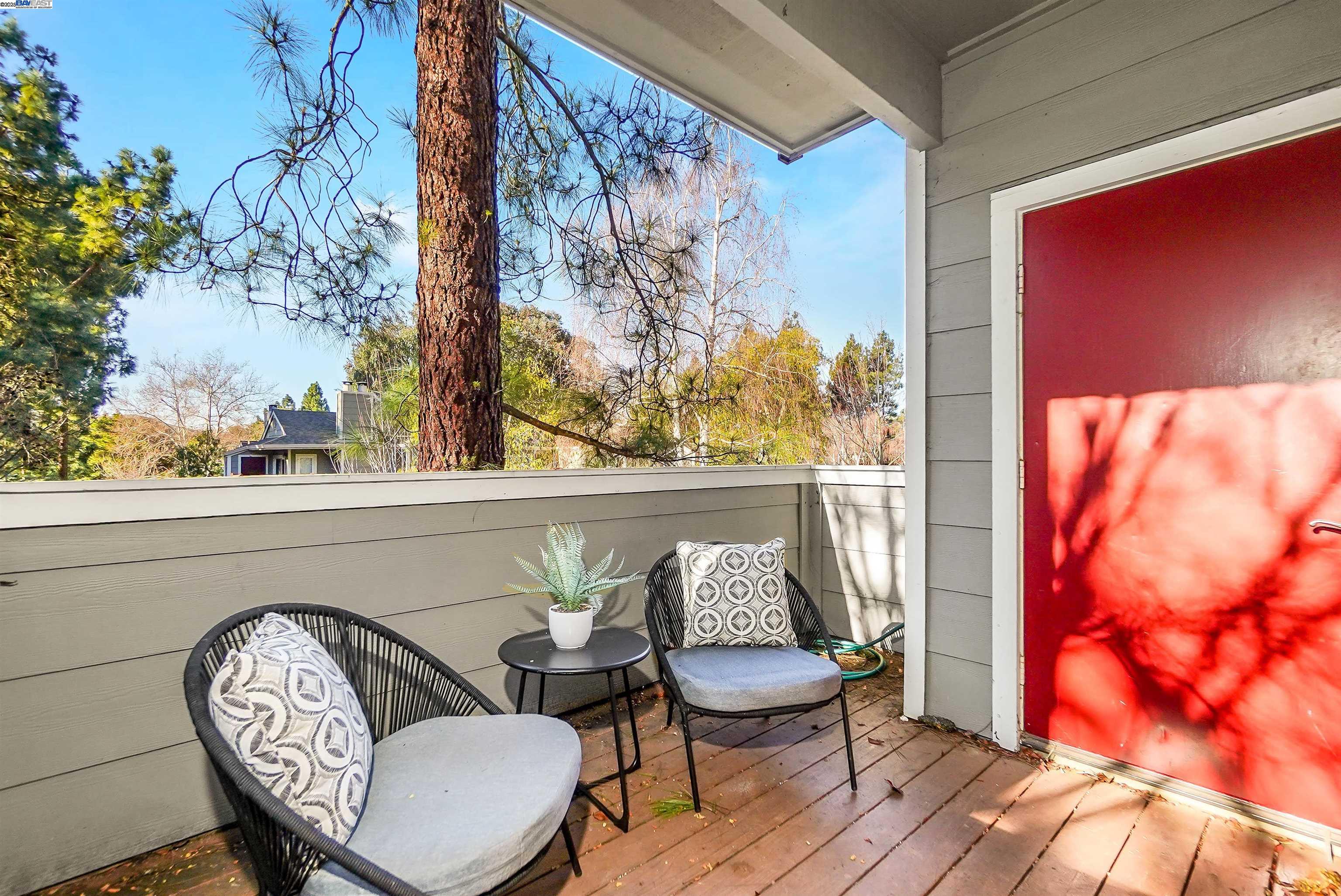 327 Norris Canyon Ter