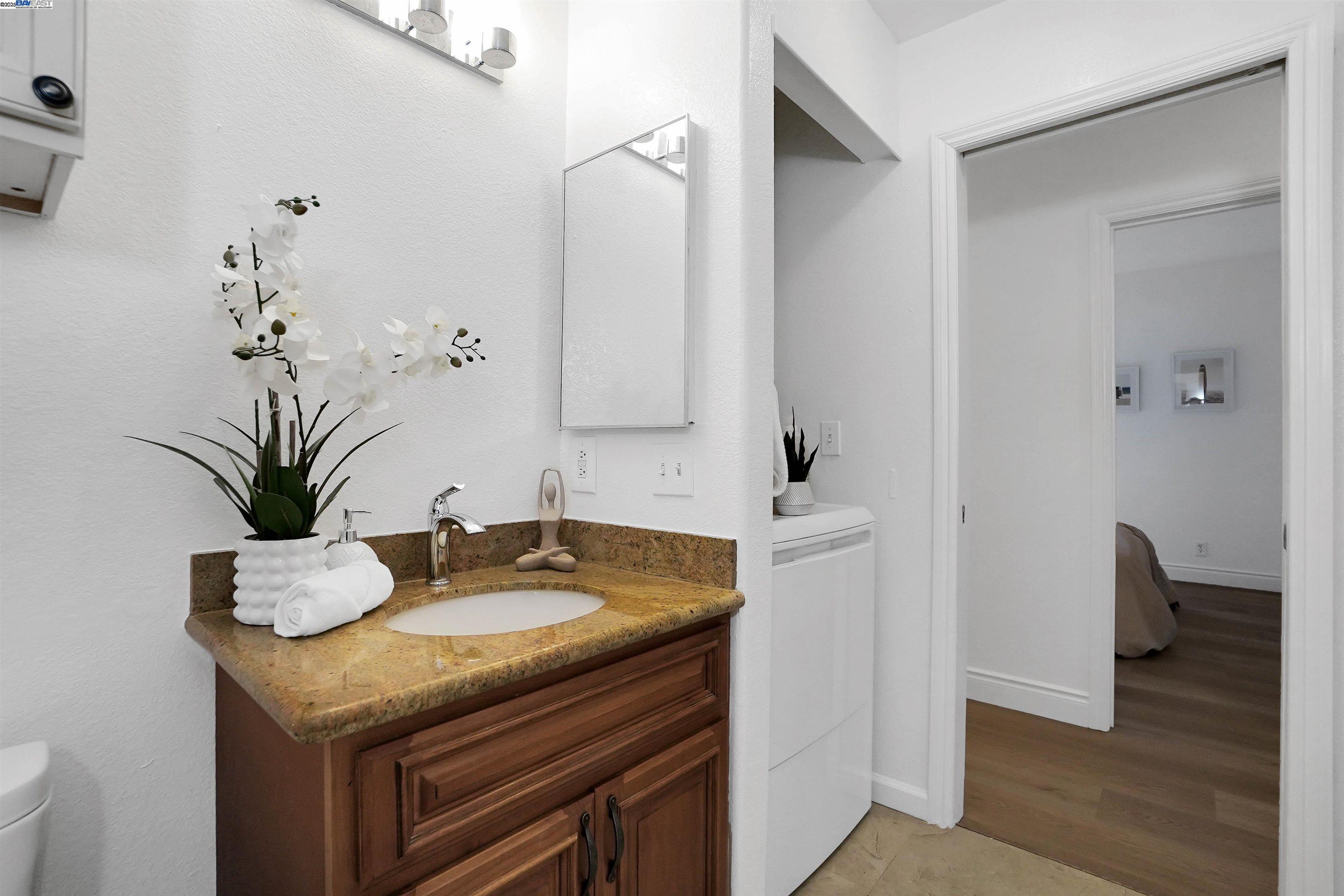 327 Norris Canyon Ter