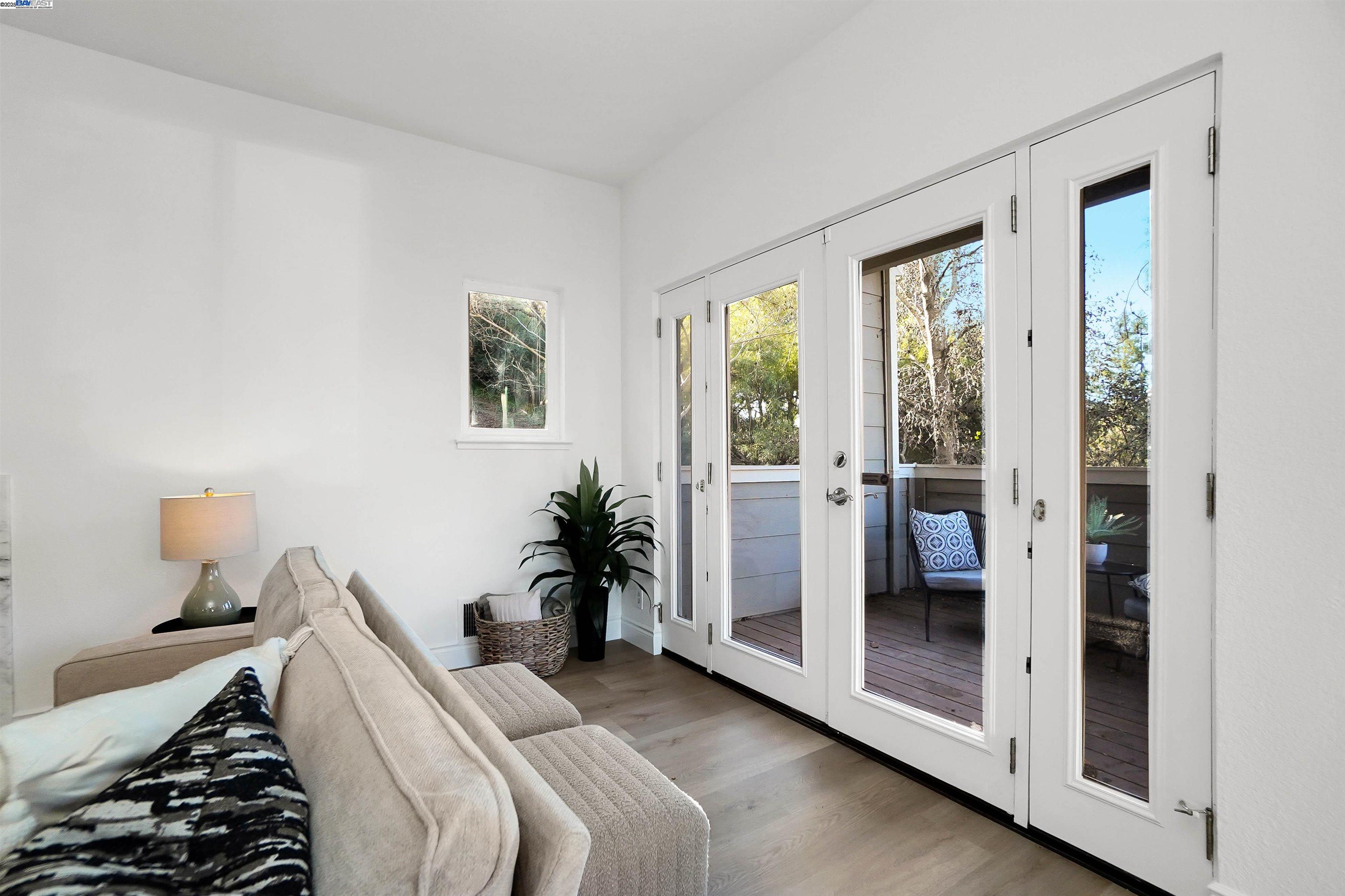 327 Norris Canyon Ter