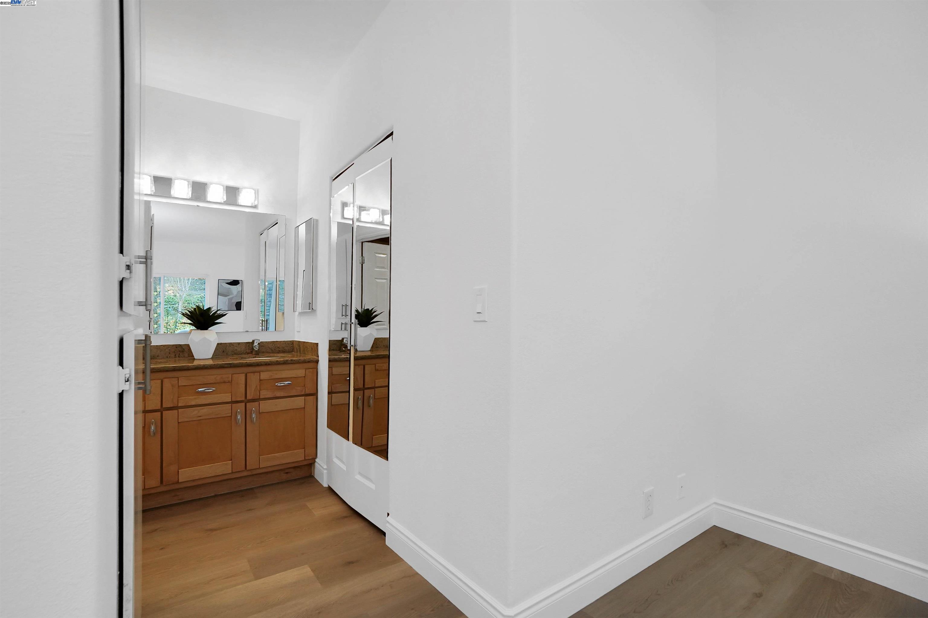 327 Norris Canyon Ter