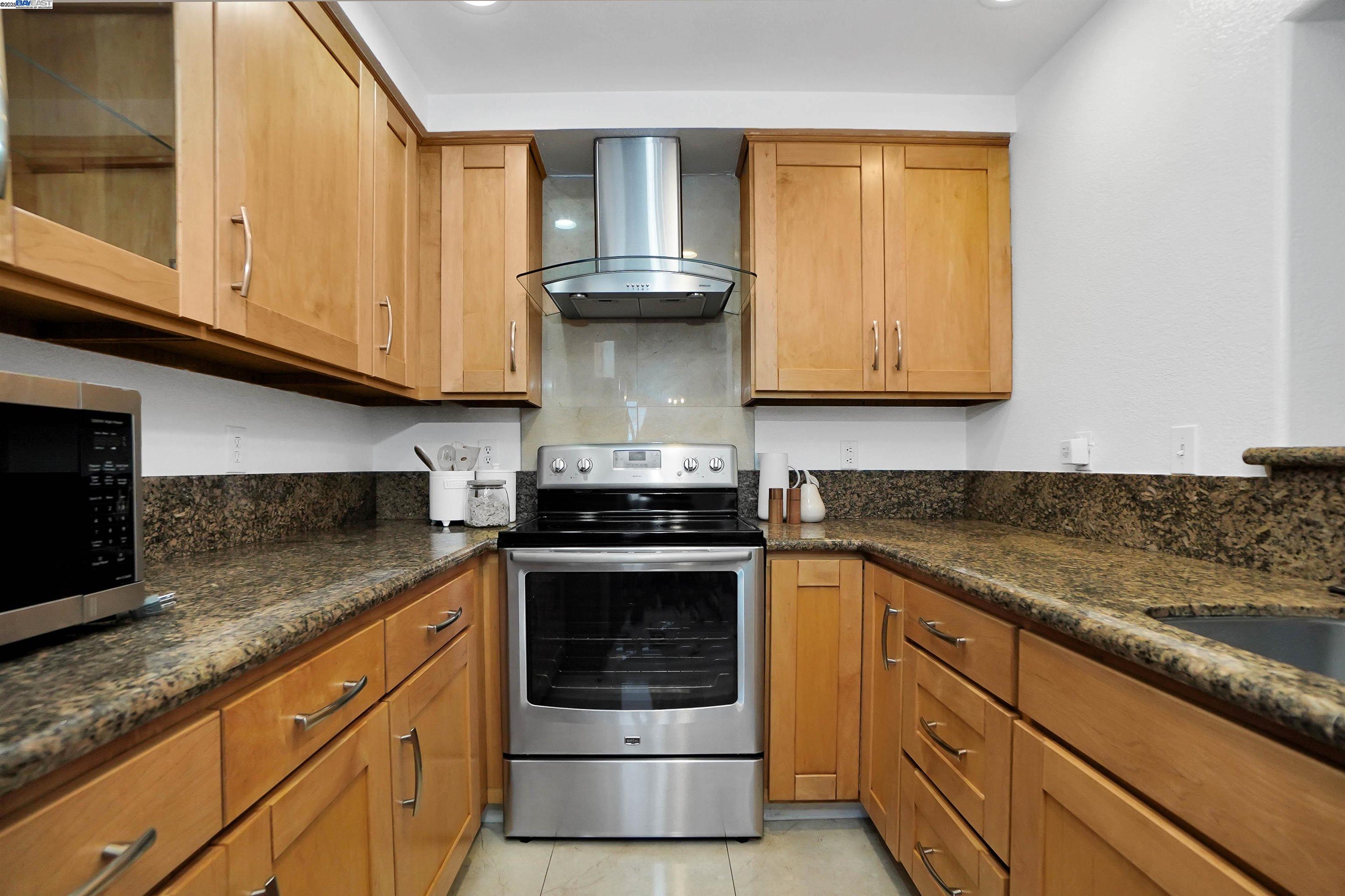 327 Norris Canyon Ter