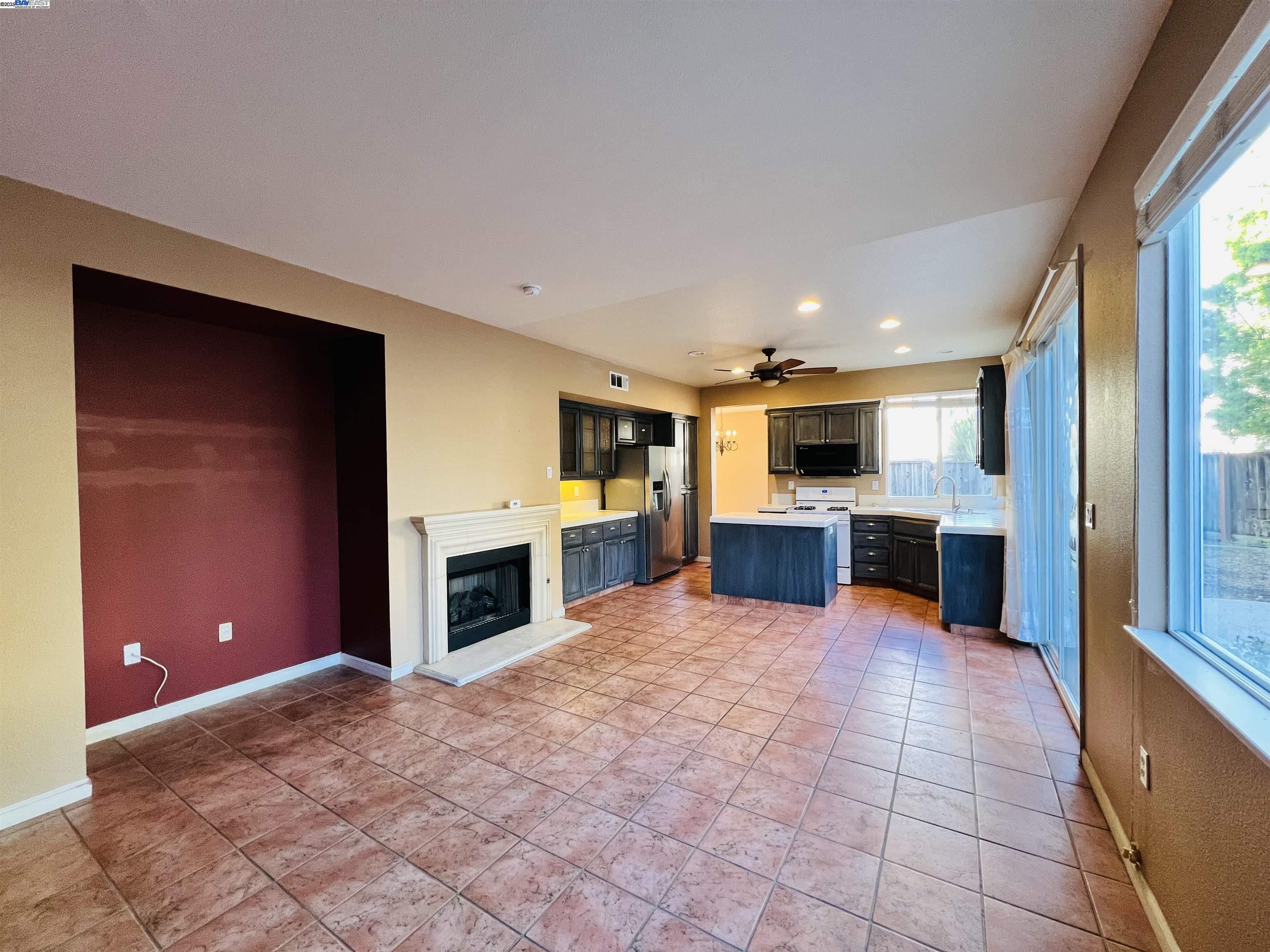 602 Rock Rose Way