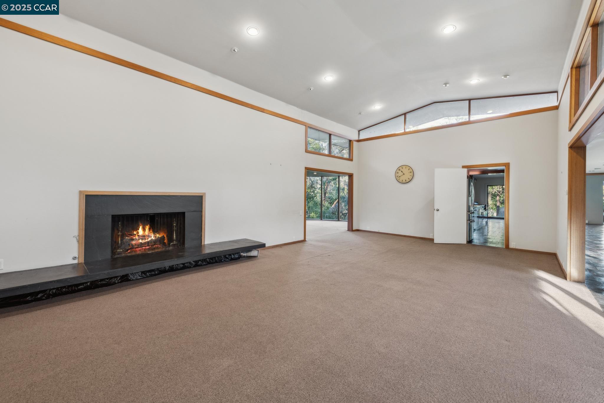 4 Sol Brae Way