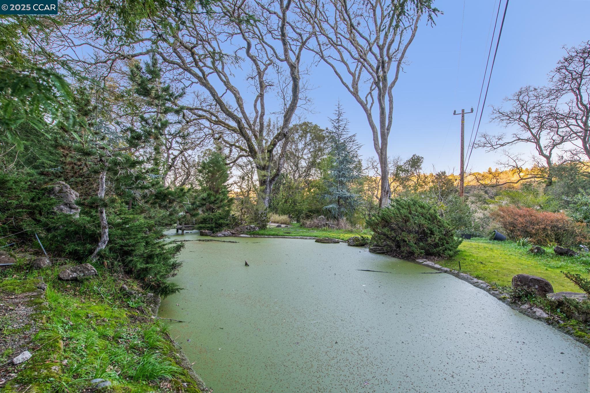 4 Sol Brae Way