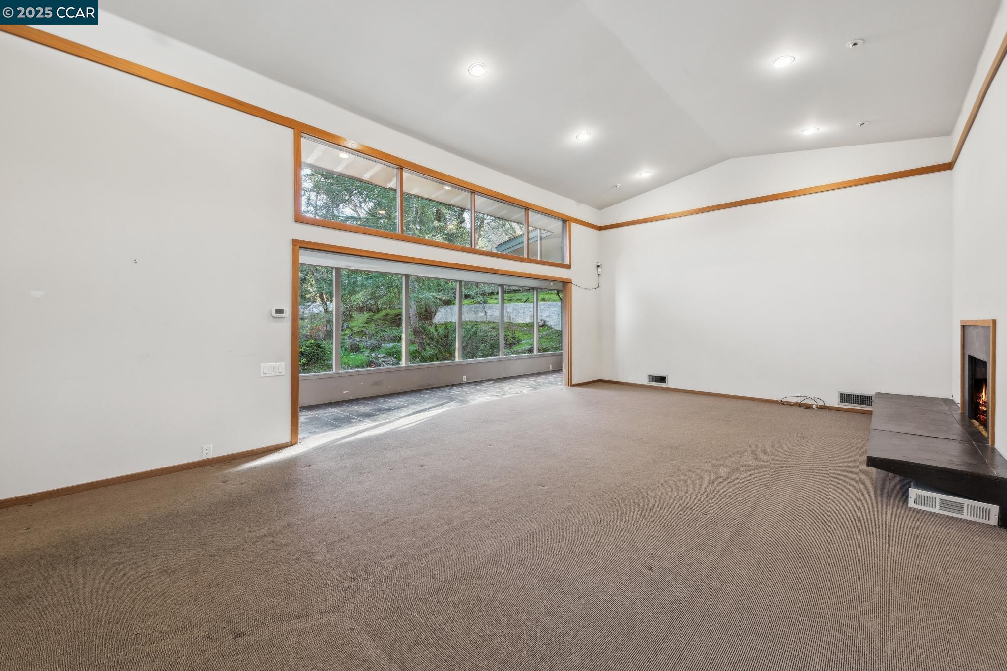 4 Sol Brae Way