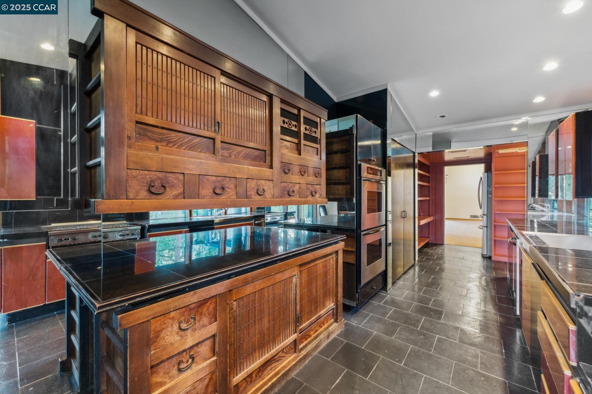 4 Sol Brae Way